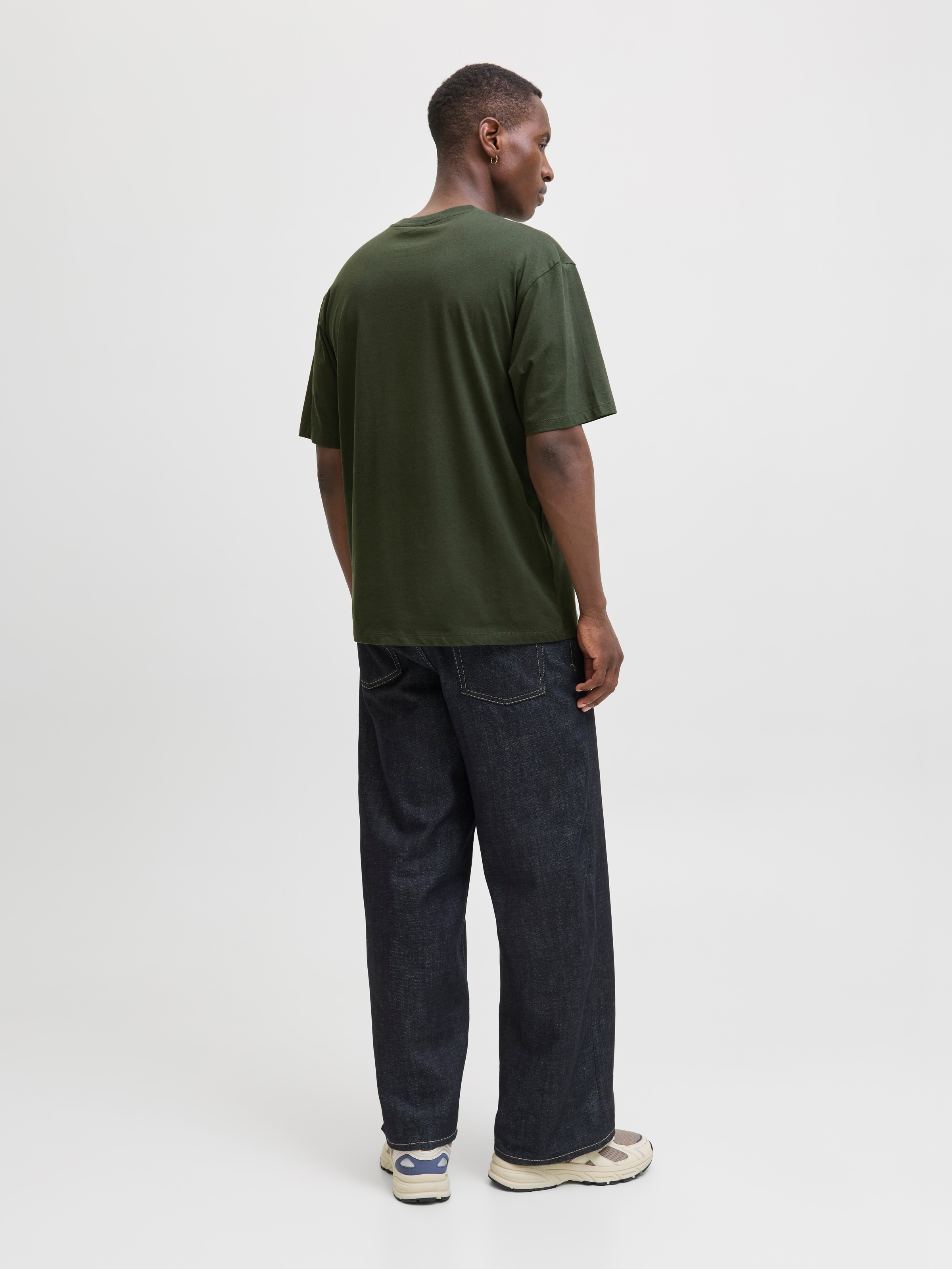 Jack & Jones Oversize-Shirt »JJEBRADLEY Oversize T-Shirt mit klassischem Rundhalsausschnitt« mit gekämmten Jersey