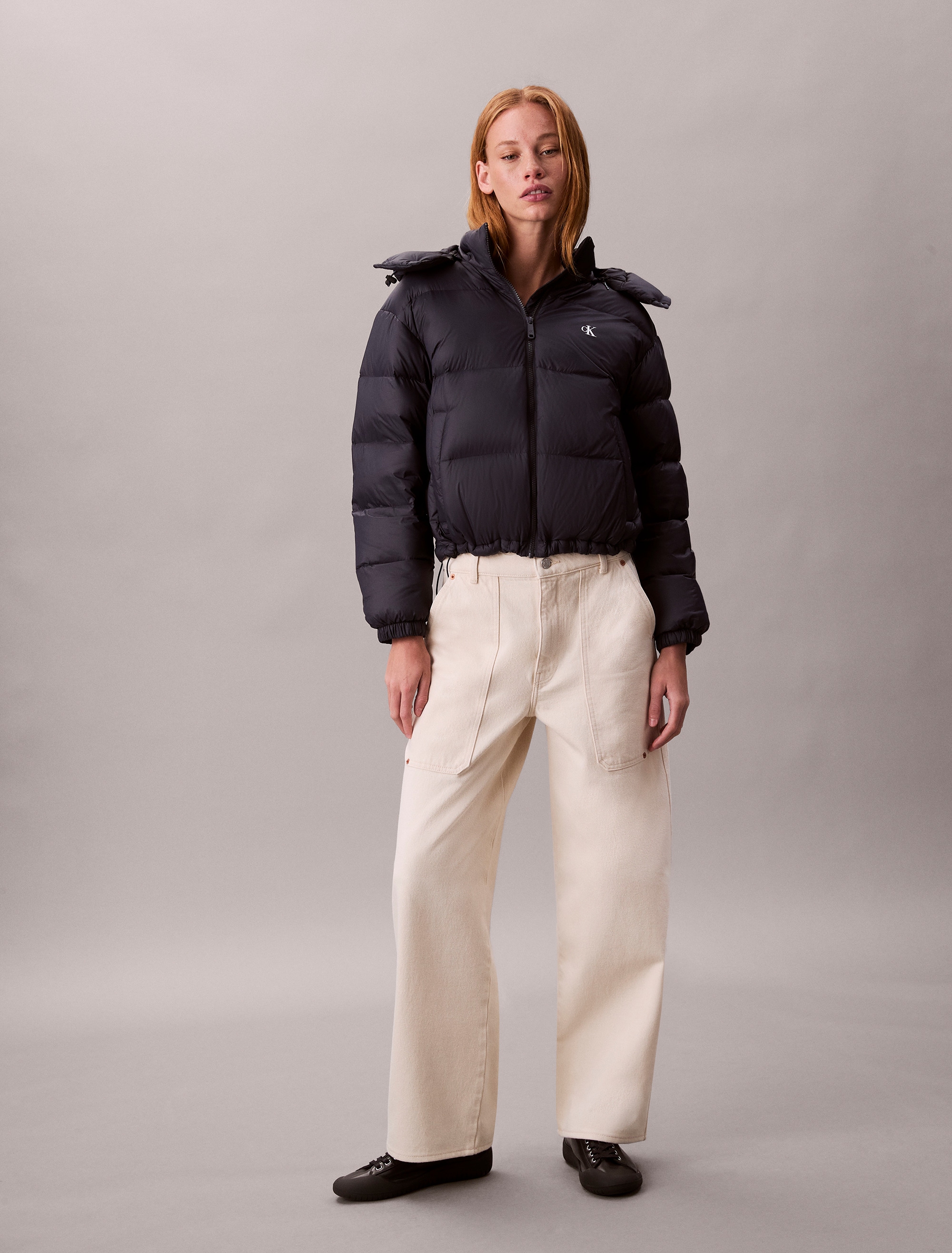 Calvin Klein Jeans Steppjacke »ESSENTIAL MIDWEIGHT PUFFER JACKE« mit Kapuze Mit Rundhalsausschnitt, regular fit