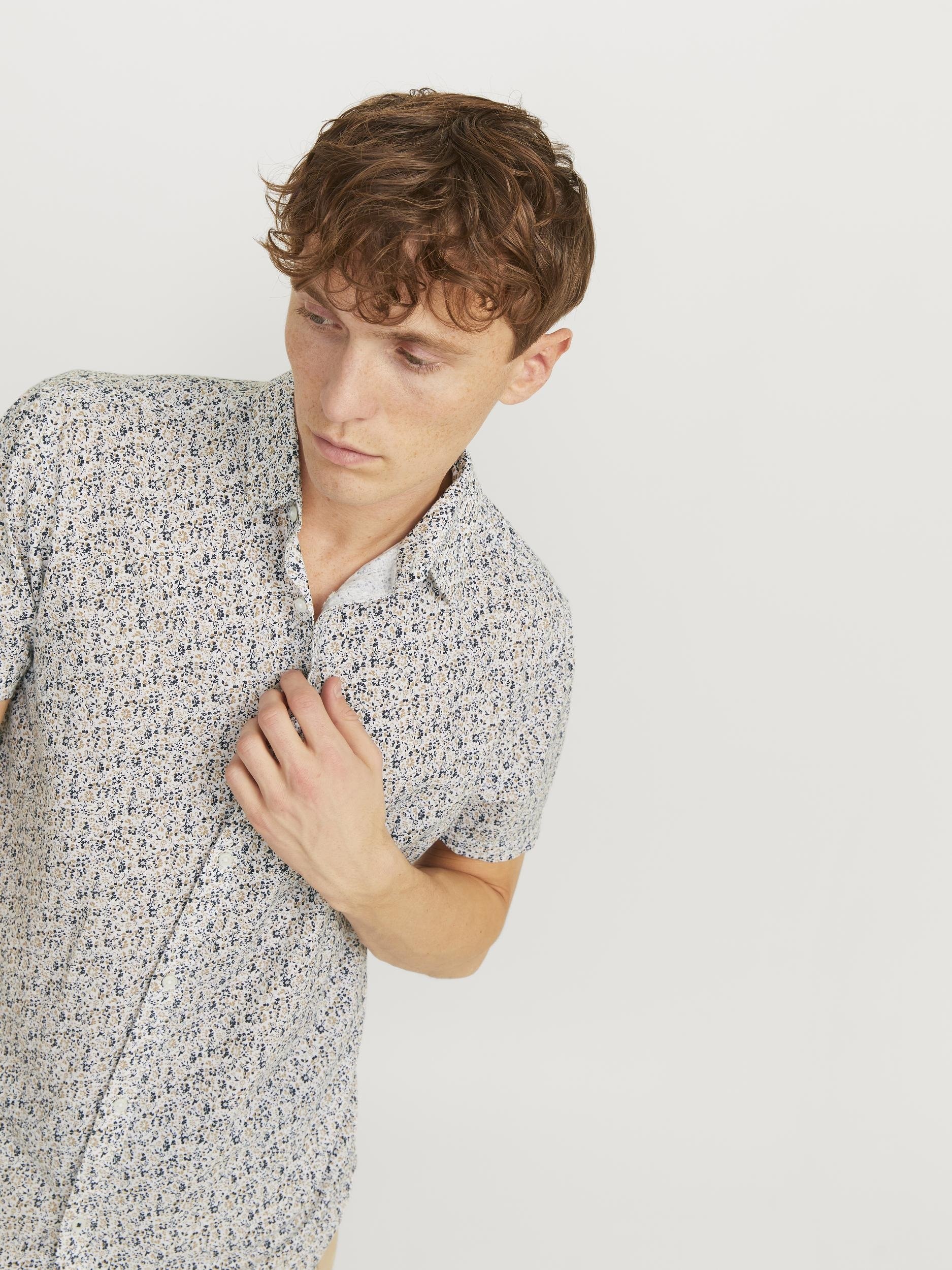 Jack & Jones Kurzarmhemd »JPRBLASUMMER PRINT SHIRT S/S SS24 SN«