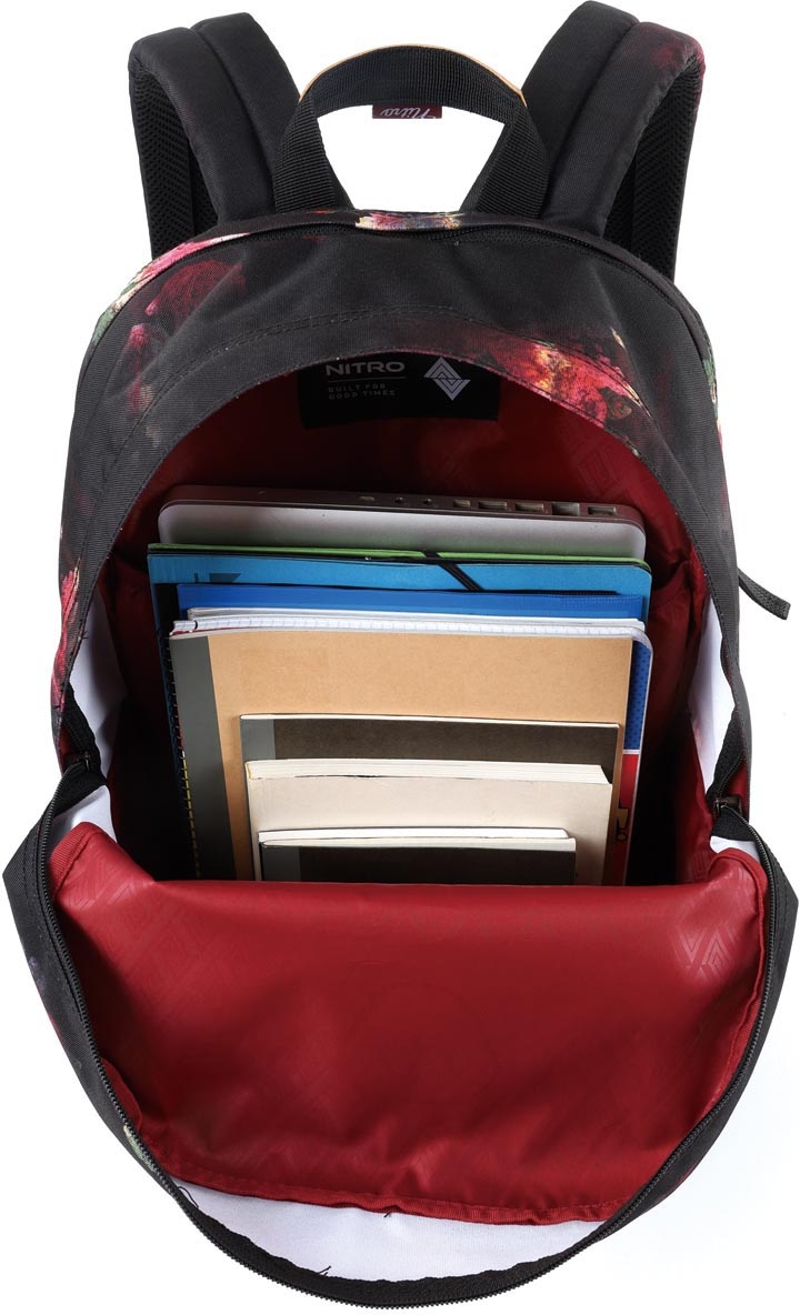 NITRO Freizeitrucksack »Urban Plus«, Daypack, Streetpack im Retro-Look, Alltagsrucksack, Schulrucksack