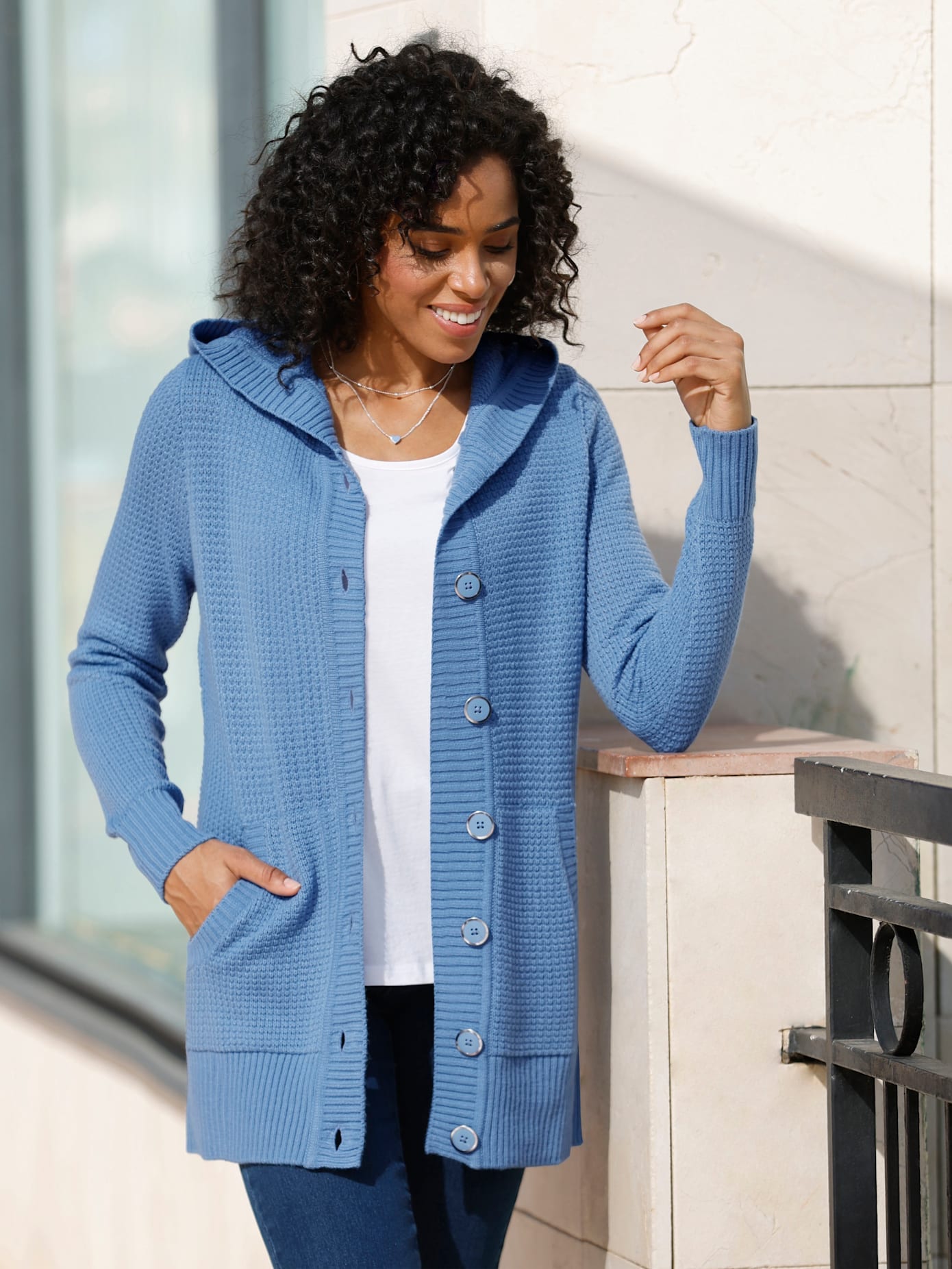 Classic Basics Kapuzenstrickjacke