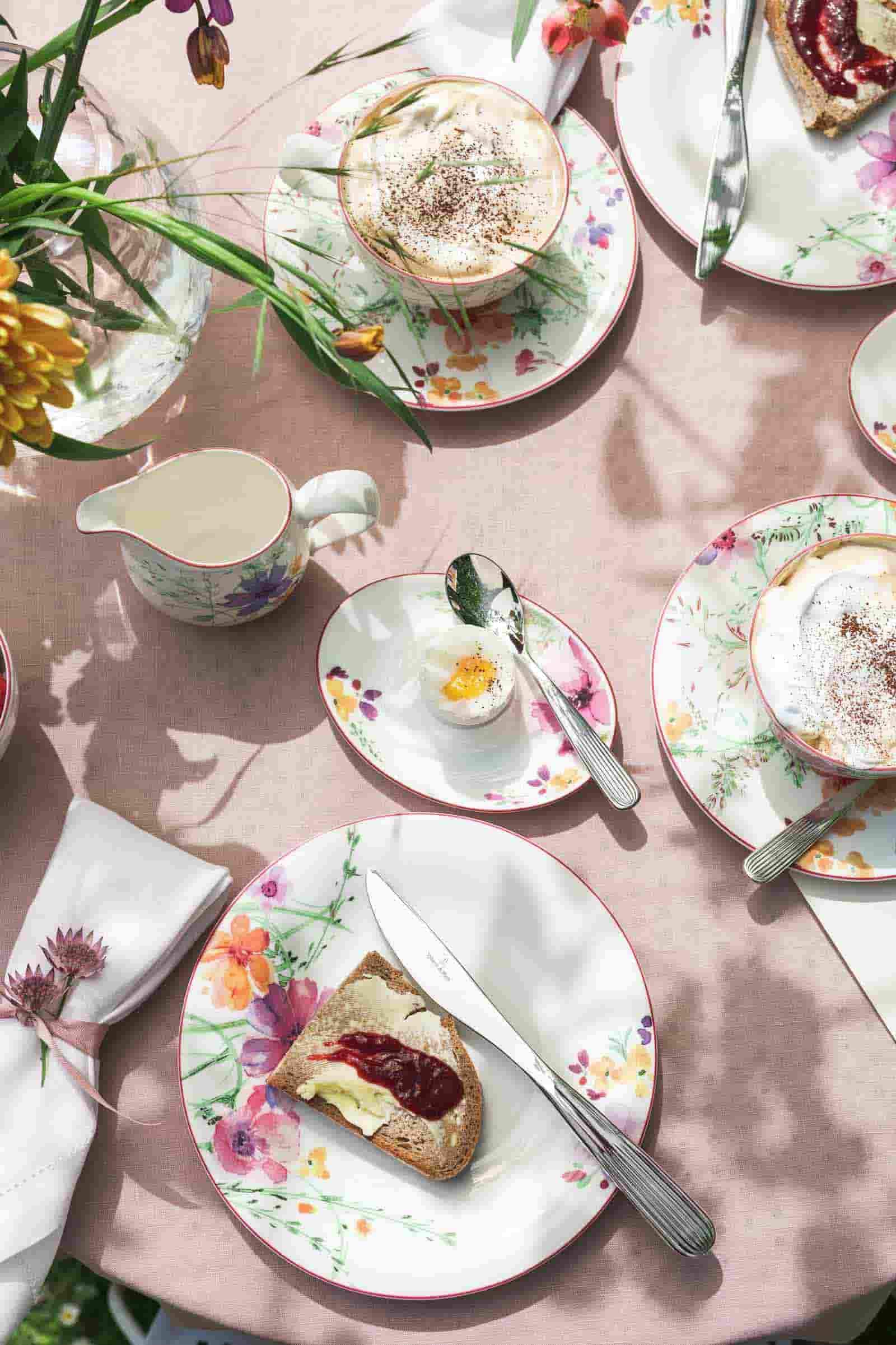 Villeroy & Boch Eierbecher »Eierbecher Mariefleur Basic 4er Set bunt« Spülmaschinengeeignet, Mikrowellenfest