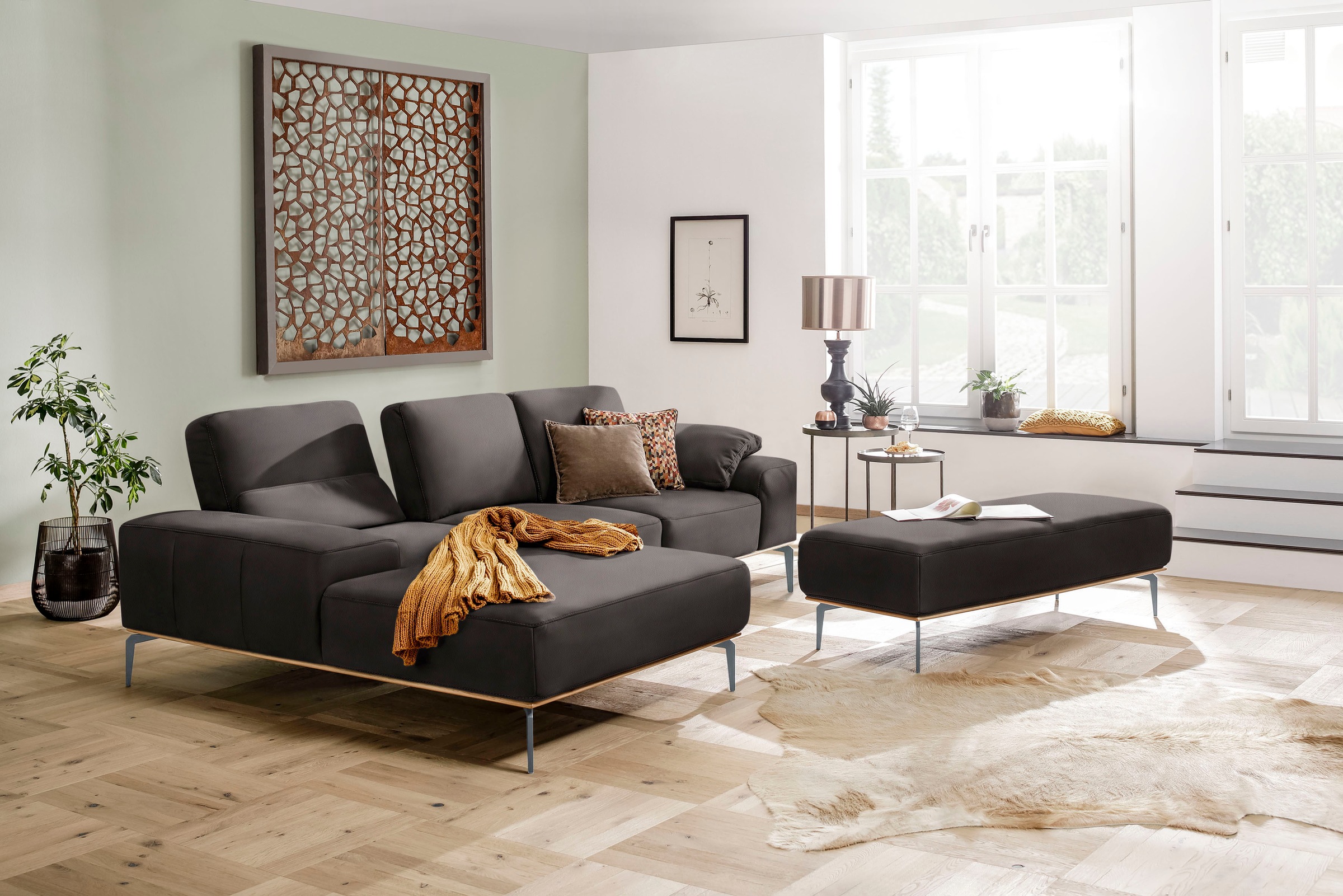 W.SCHILLIG Ecksofa »run, Designsofa mit tollem Sitzkomfort, bequem, L-Form«, mit elegantem Holzsockel, Füße in Silber matt, Breite 279 cm