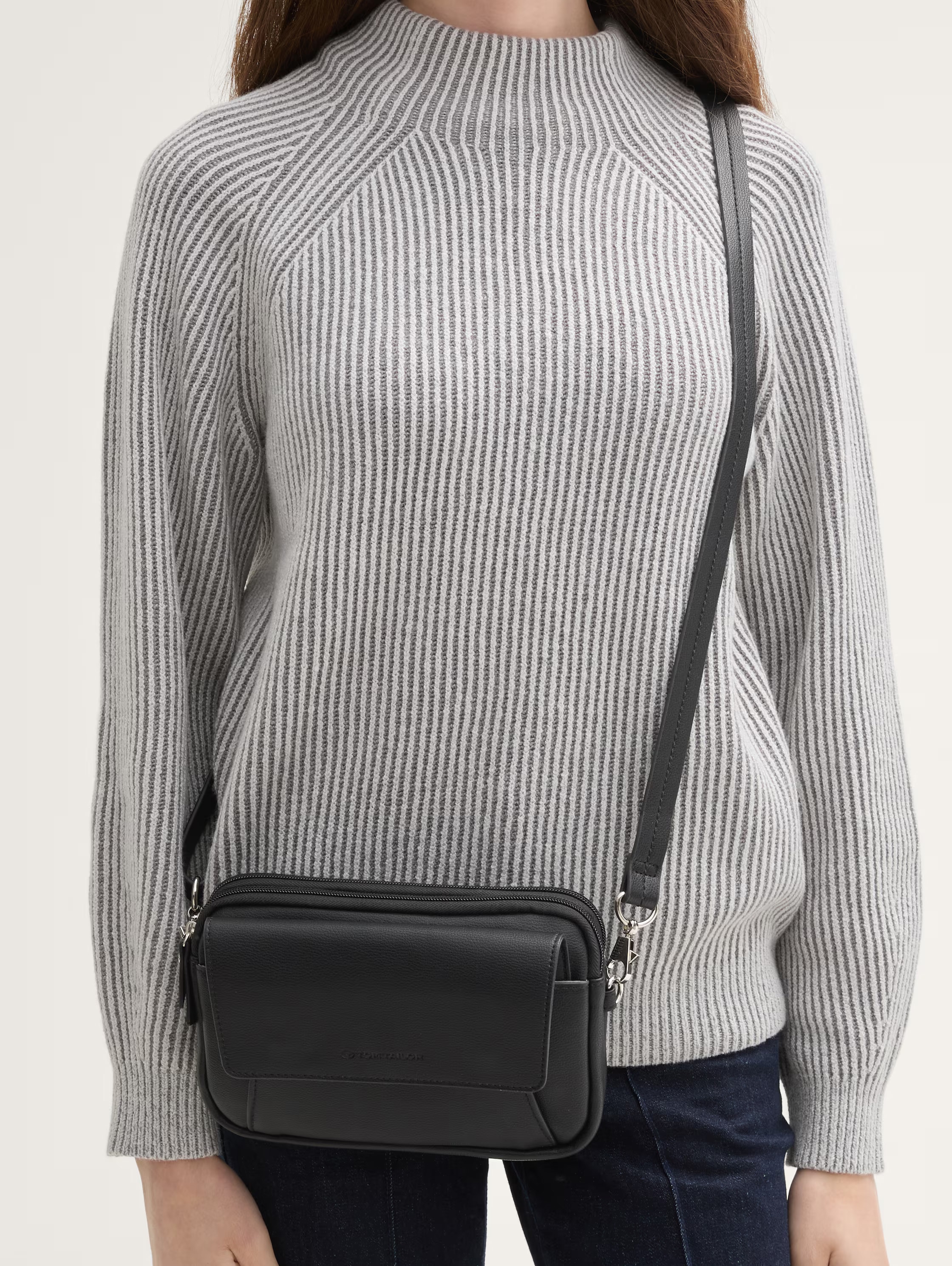 TOM TAILOR Umhängetasche »Tilly« aus fein genarbte Lederimitat im Doppelkammer-Modell mit viel Platz