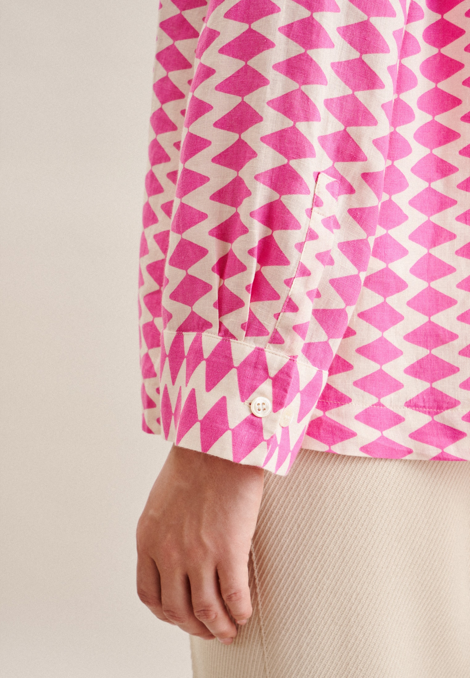 seidensticker Hemdbluse »Schwarze Rose«, Langarm Kragen Geometrische Muster