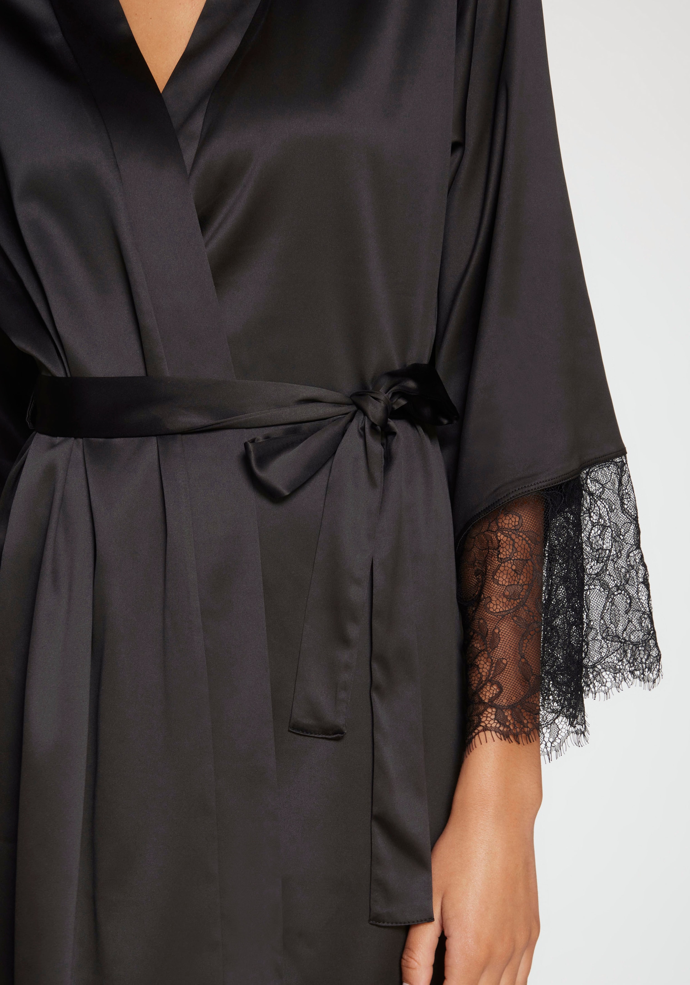 LASCANA Kimono, (1 St.), mit Spitze an den Ärmeln