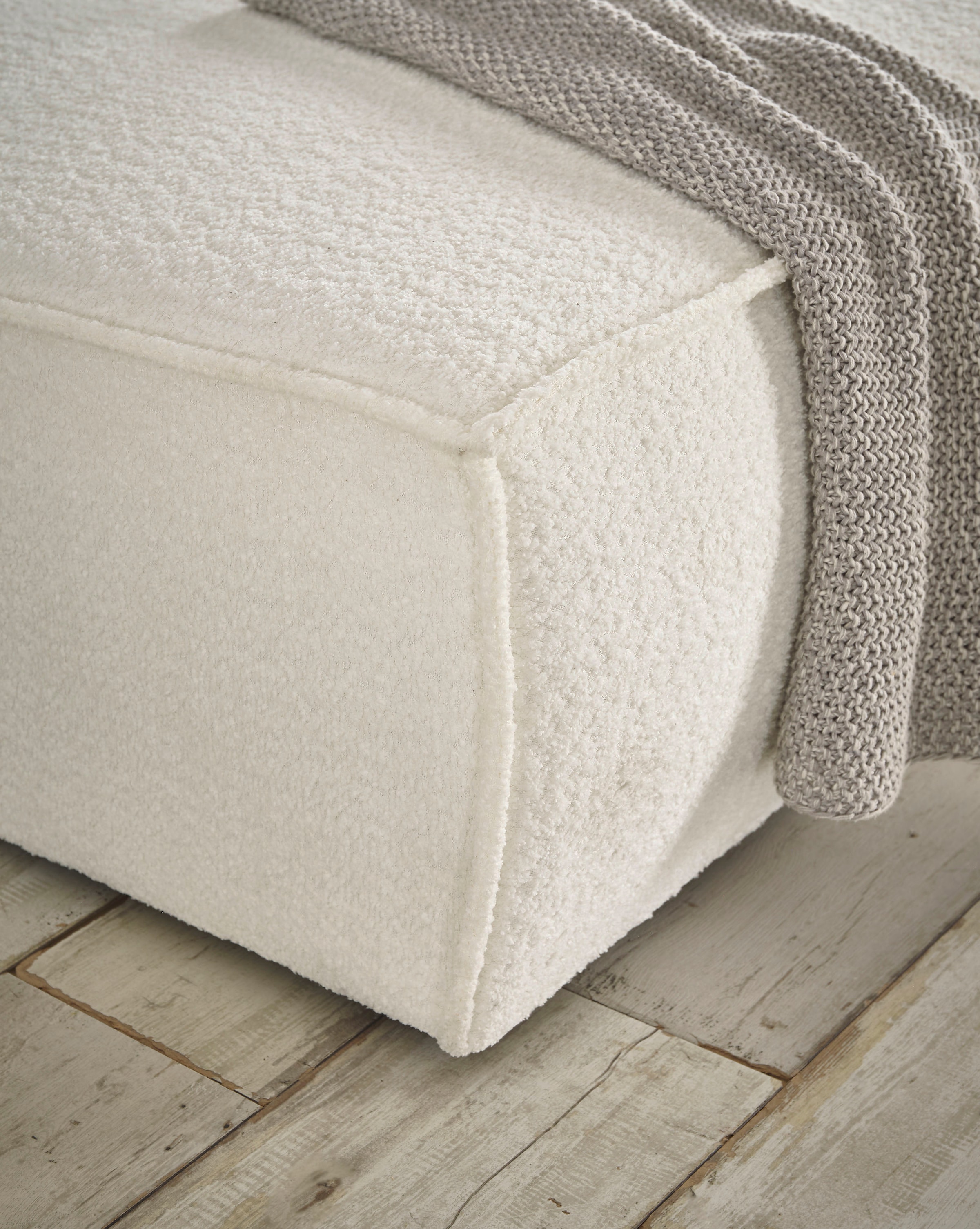andas 2-Sitzer »Finnley«, Nachts: Schlafsofa (Liegefläche 200x136 cm) tagsüber 3-Sitzer-Sofa