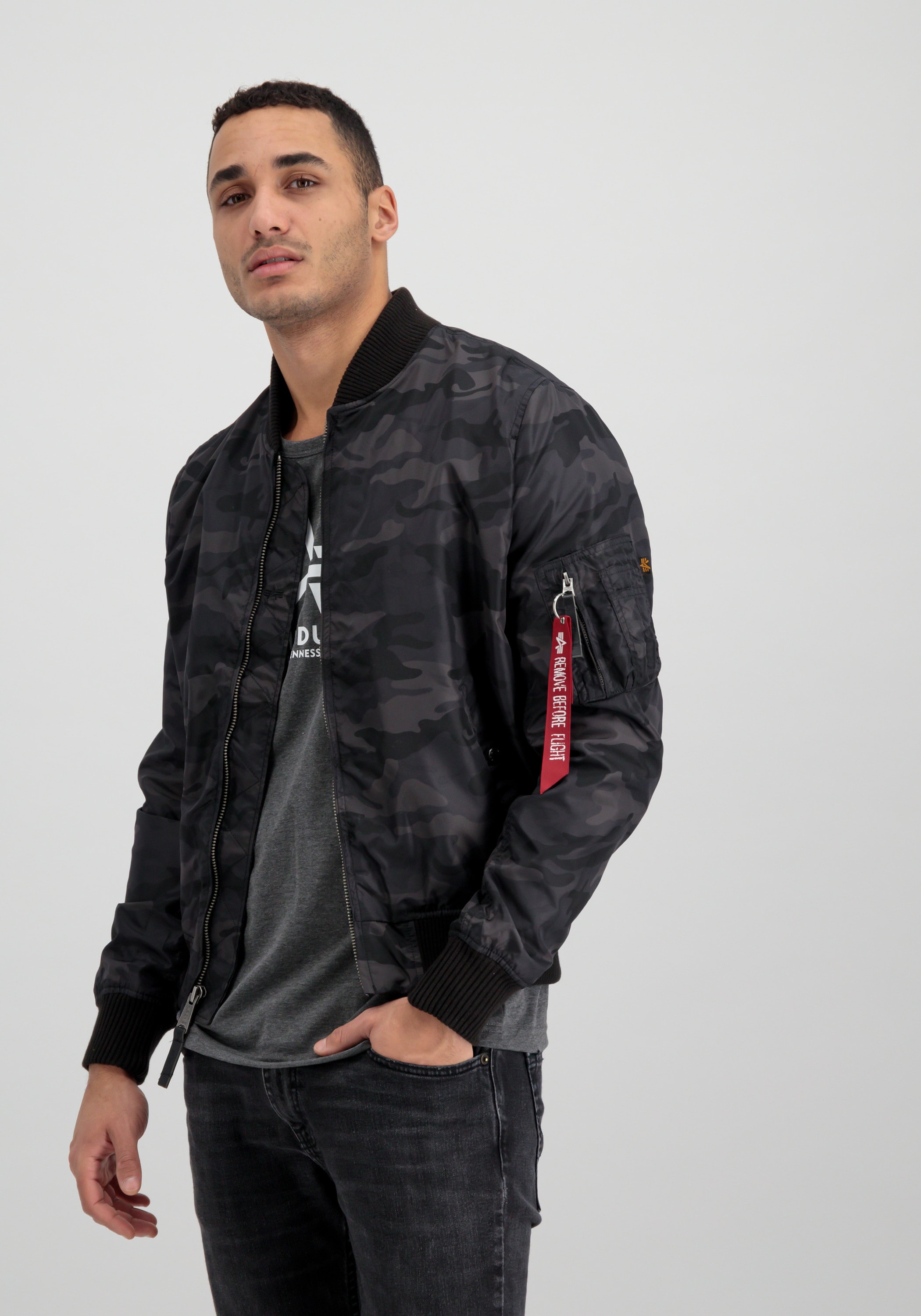 Alpha Industries Bomberjacke »Alpha Industries Men - Bomber Jackets MA-1 TT Two Tone Camo«
