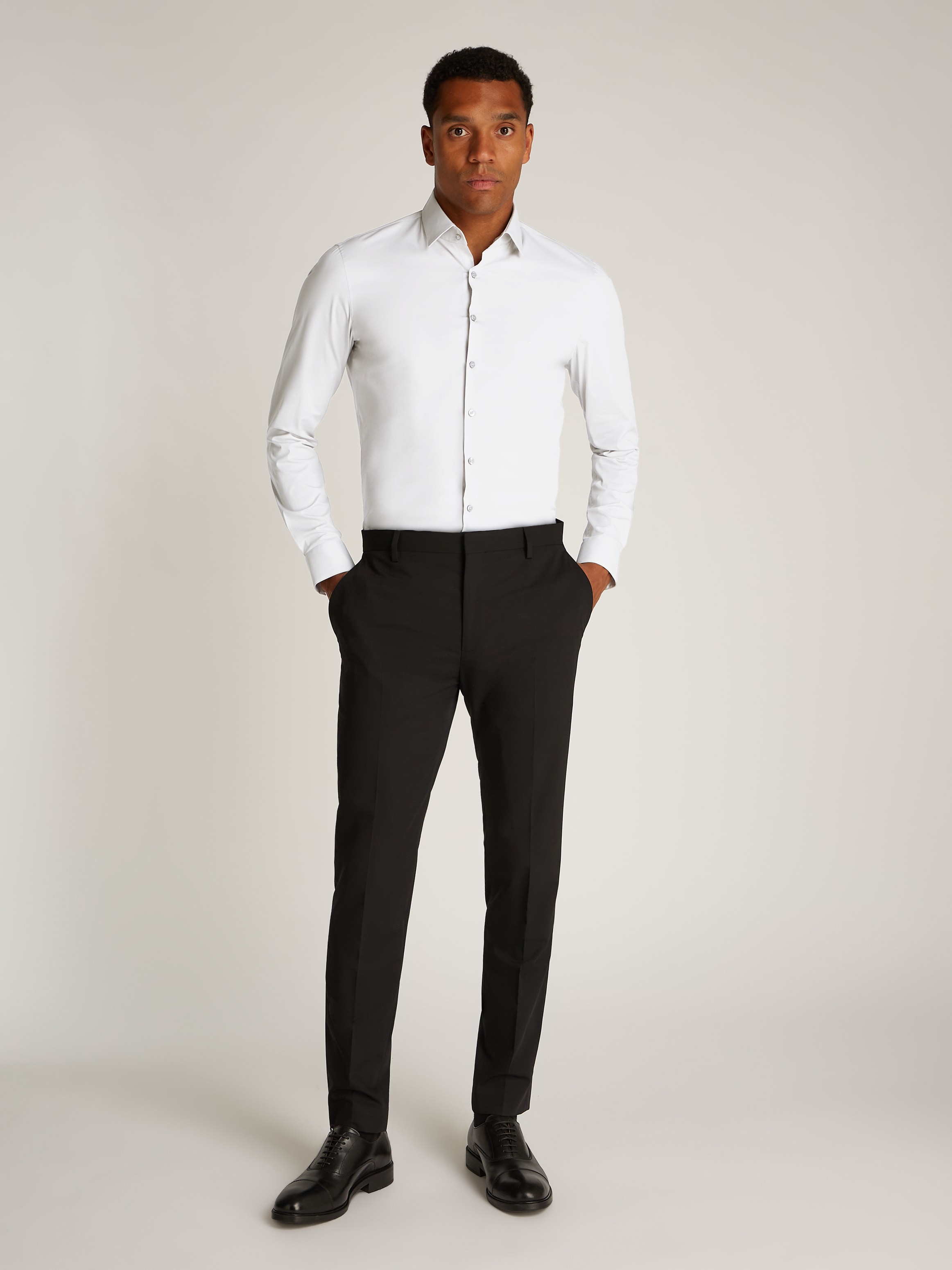 Calvin Klein Businesshemd »POPLIN STRETCH SLIM SHIRT«, mit Kentkragen, Logoprint auf Brusthöhe