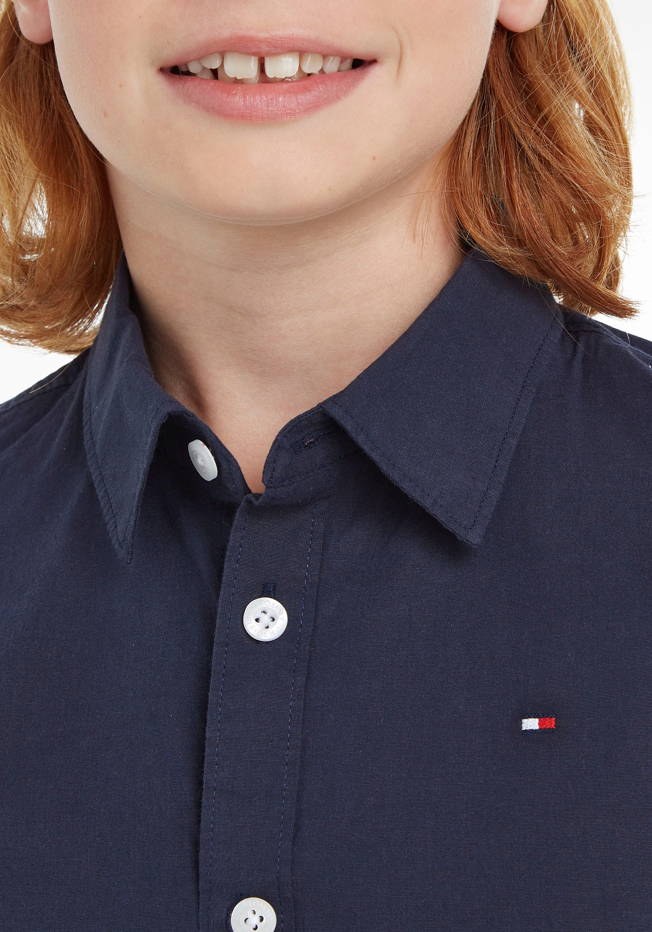 Tommy Hilfiger Langarmhemd »SOLID STRETCH POPLIN SHIRT L/S«, für Jungen bei  ♕ | Klassische Hemden