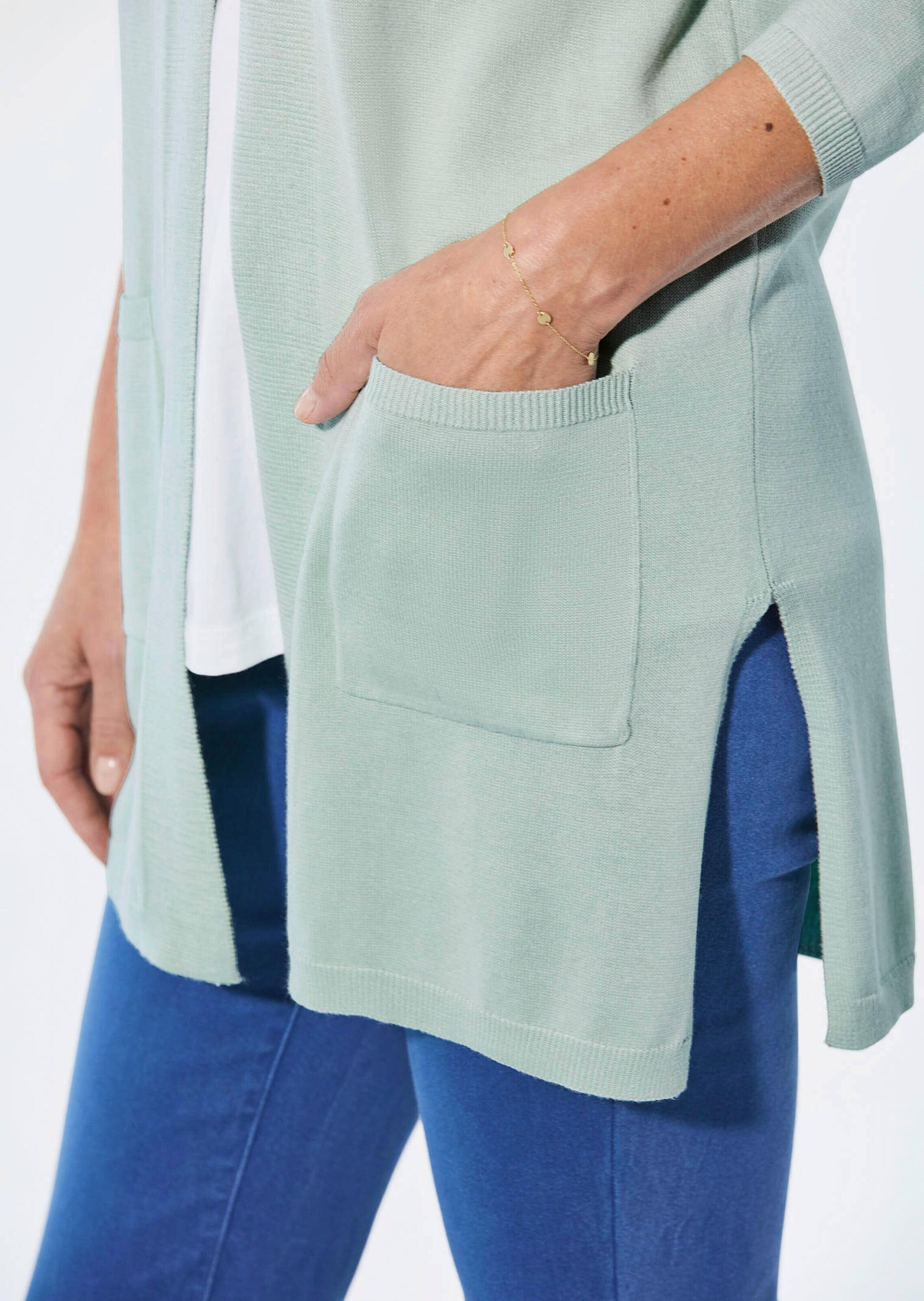 GOLDNER Strickjacke »Kurzgröße Longstrickjacke mit Taschen« keine/nicht relevant