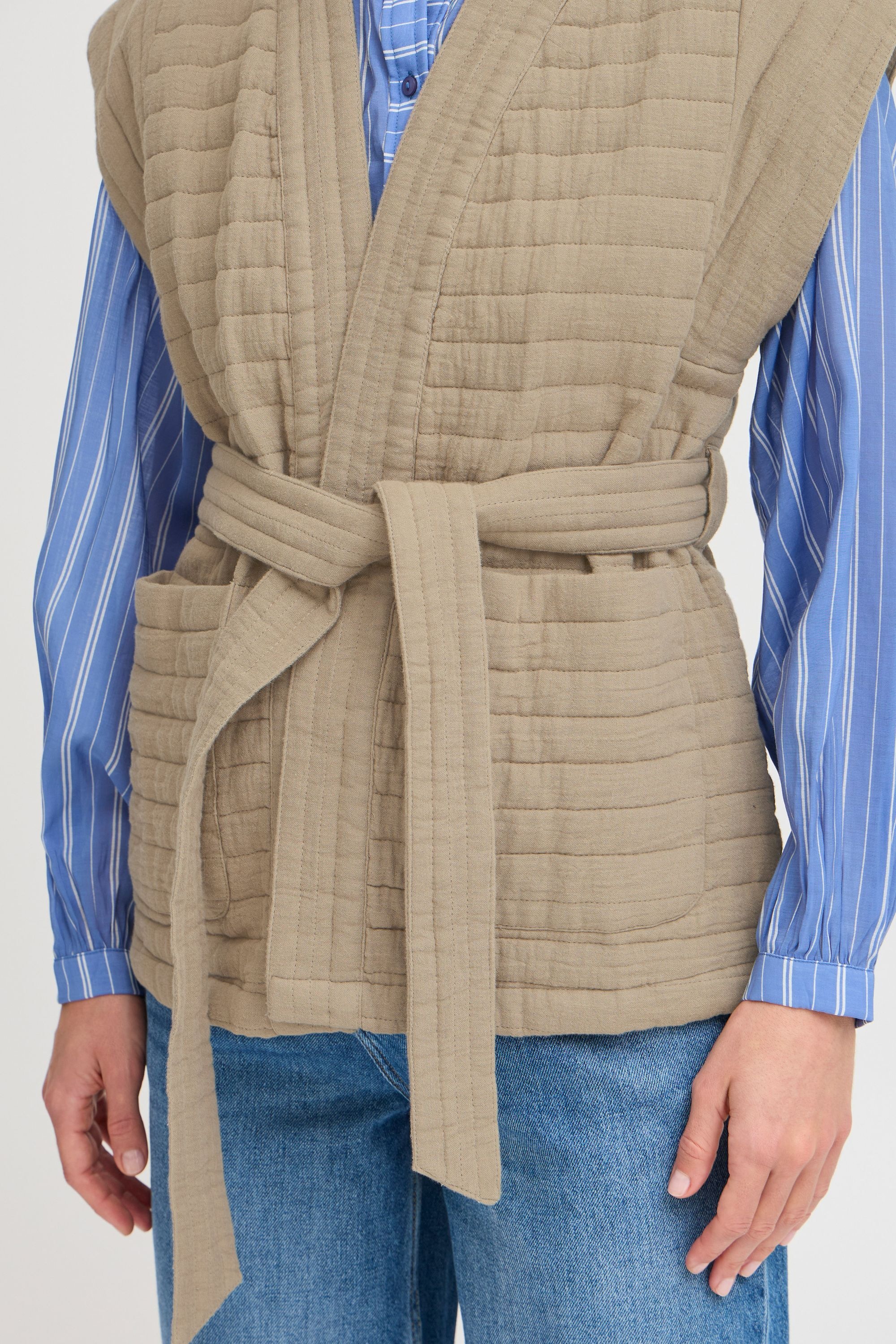b.young Strickjacke »Strickjacke BYESTINO WAISTCOAT -«