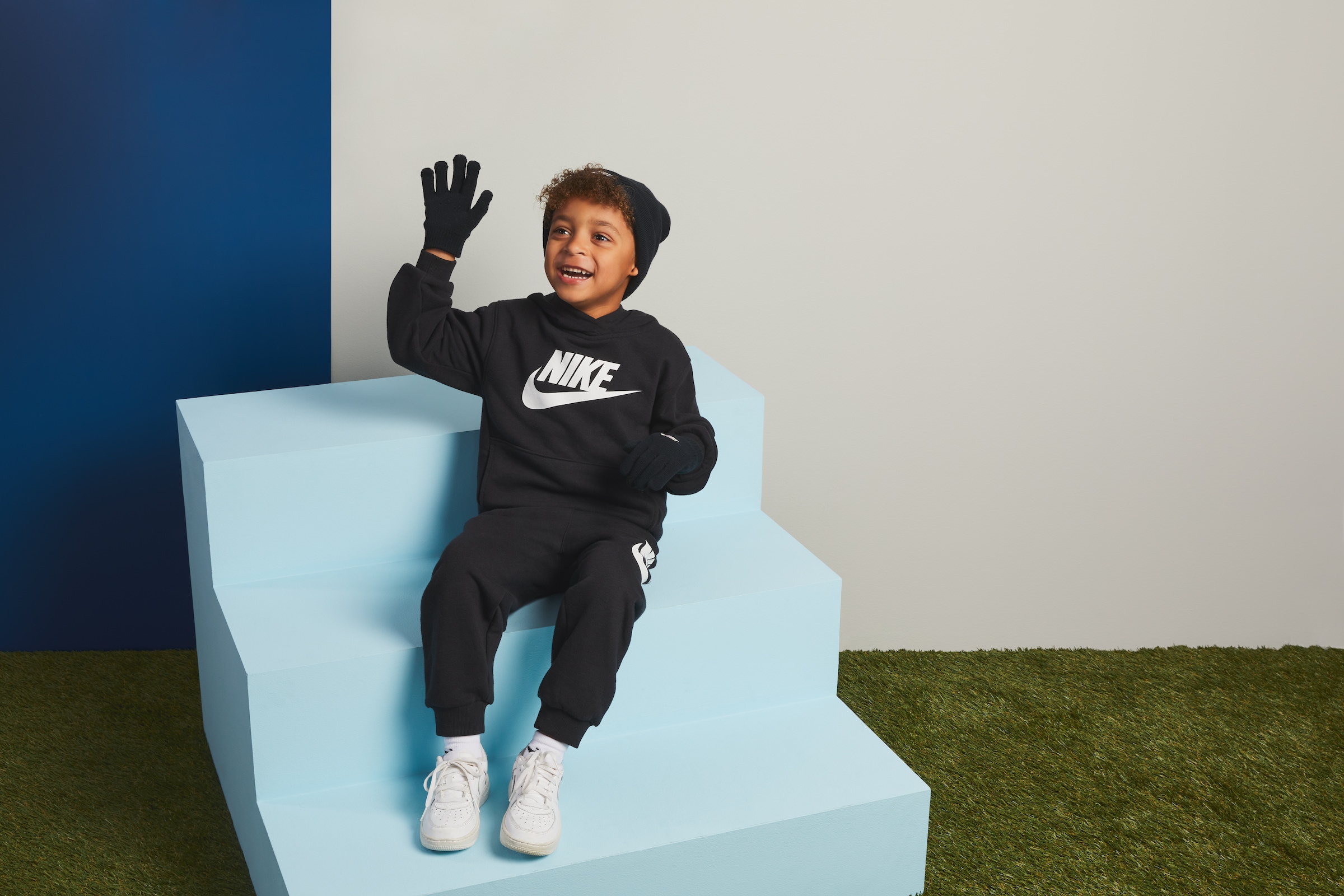 Nike Sportswear Jogginganzug »NKN CLUB FLEECE SET« Set, 2 Stk. tlg. für Kinder