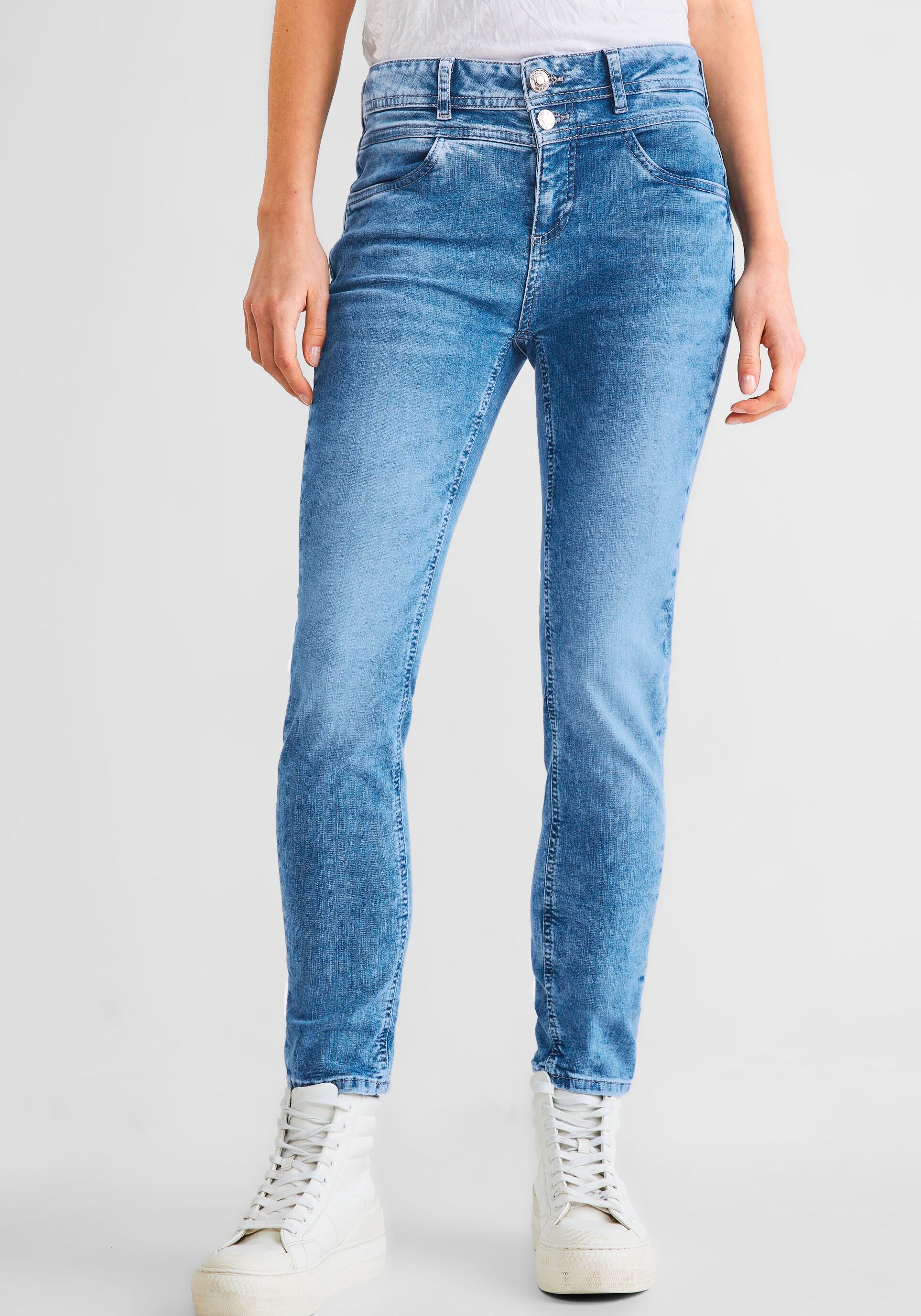STREET ONE Slim-fit-Jeans, im bei ♕ 4-Pocket-Style