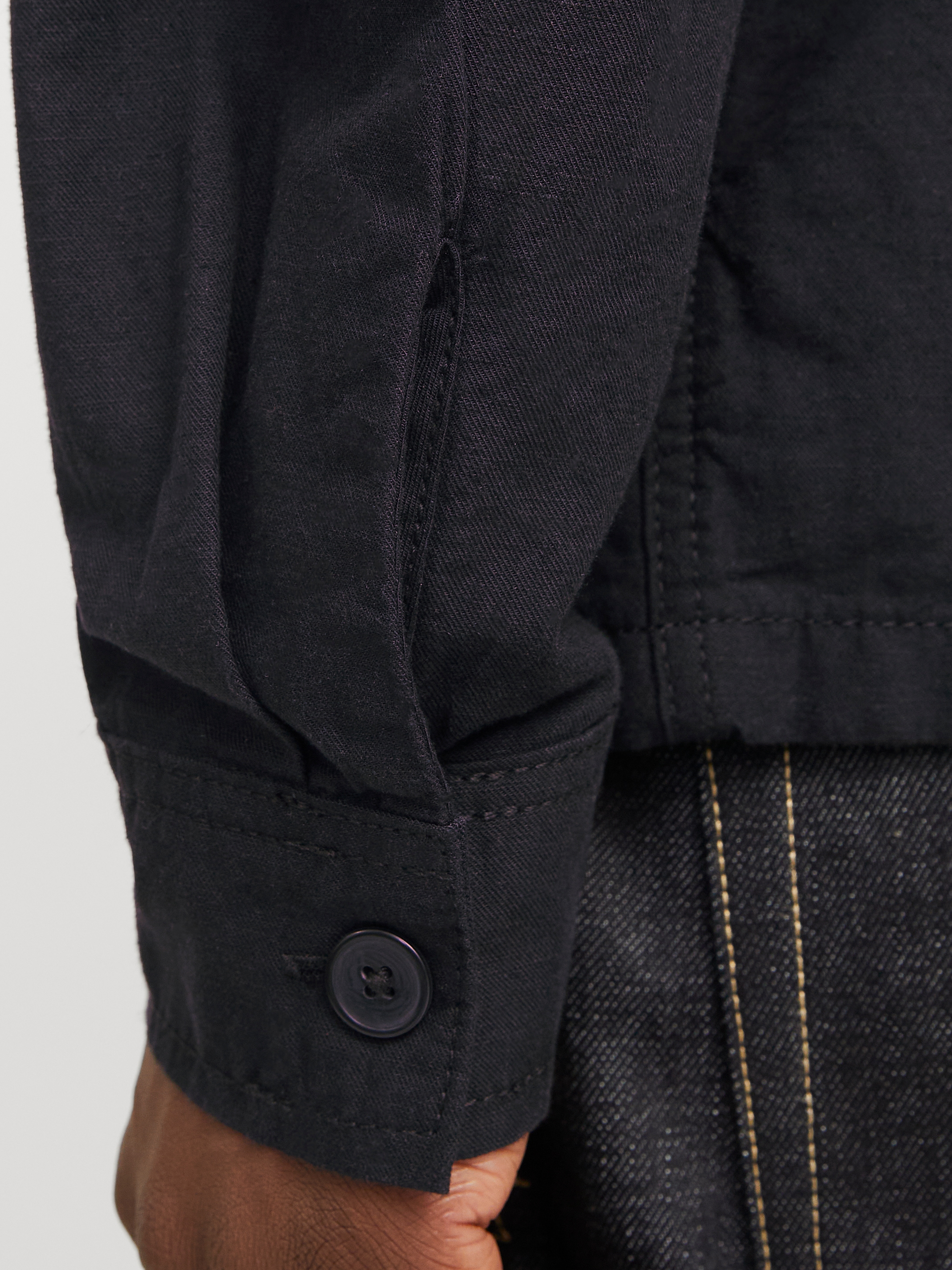Jack & Jones Langarmhemd »JJEURBAN EDGE OVERSHIRT LS SN«, mit Hemdkragen