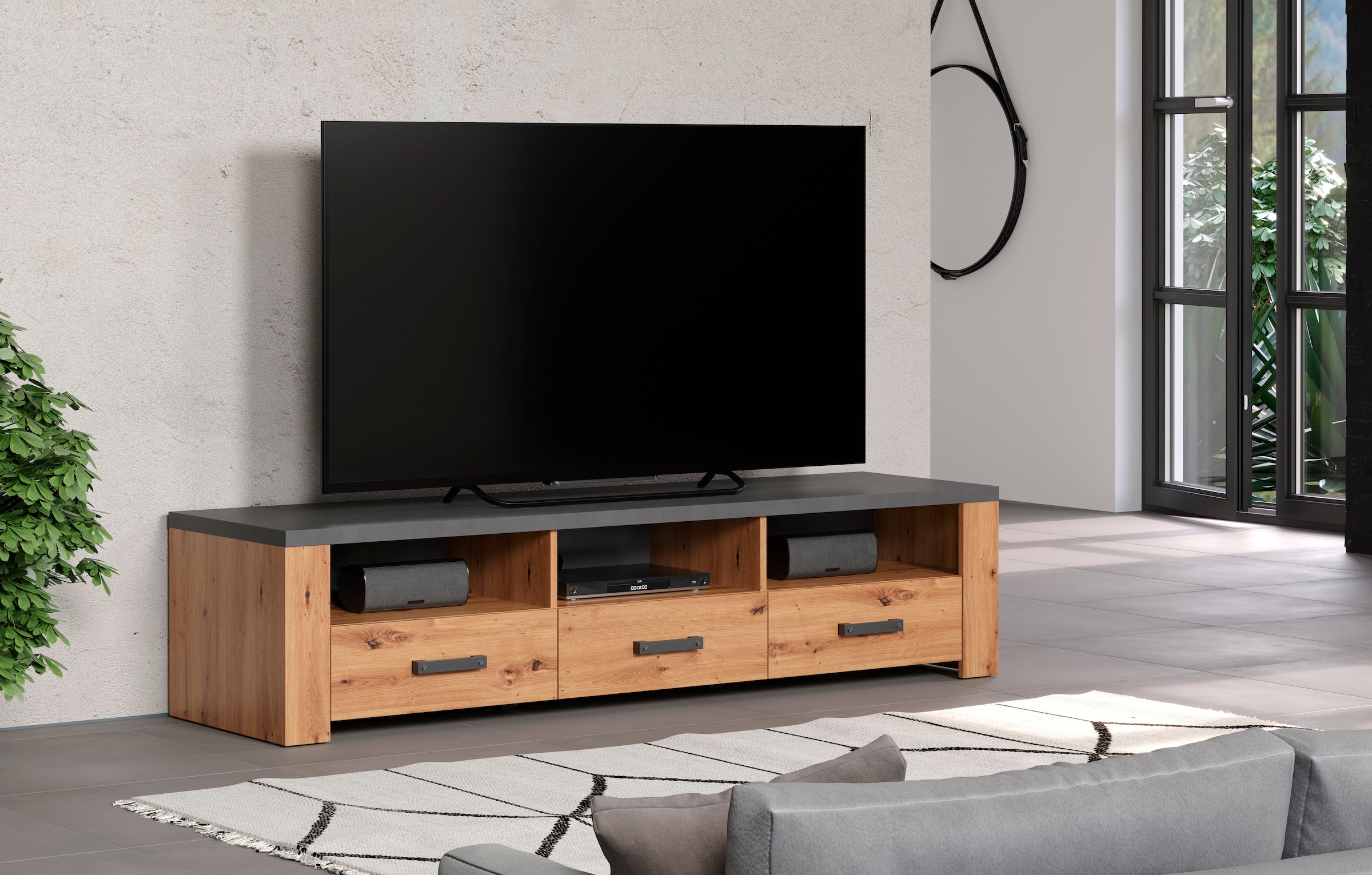 Home affaire TV-Board »Ambres«, (1 St.), TV-Tisch in matter Echtholzoptik, mit 3 offenen Fächern, Breite 180 cm