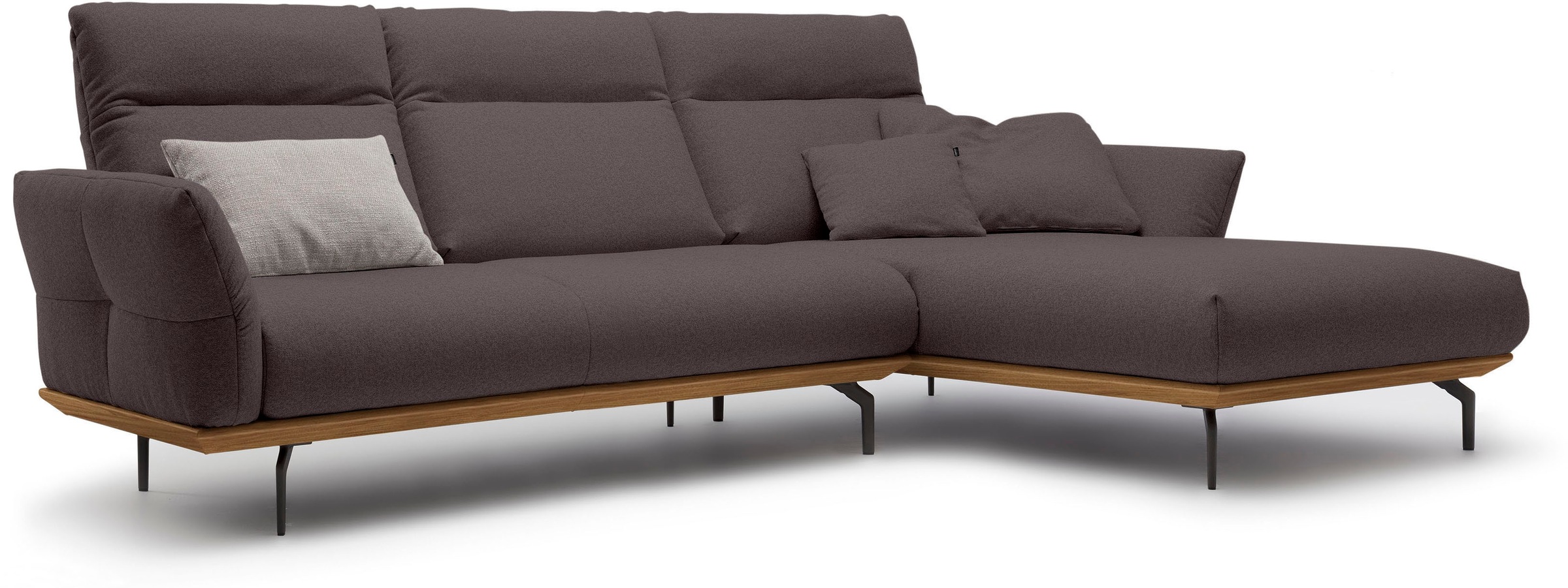 Creation BY ROLF BENZ Ecksofa »CR.460« Sockel in Nussbaum, Winkelfüße in Umbragrau, Breite 298 cm