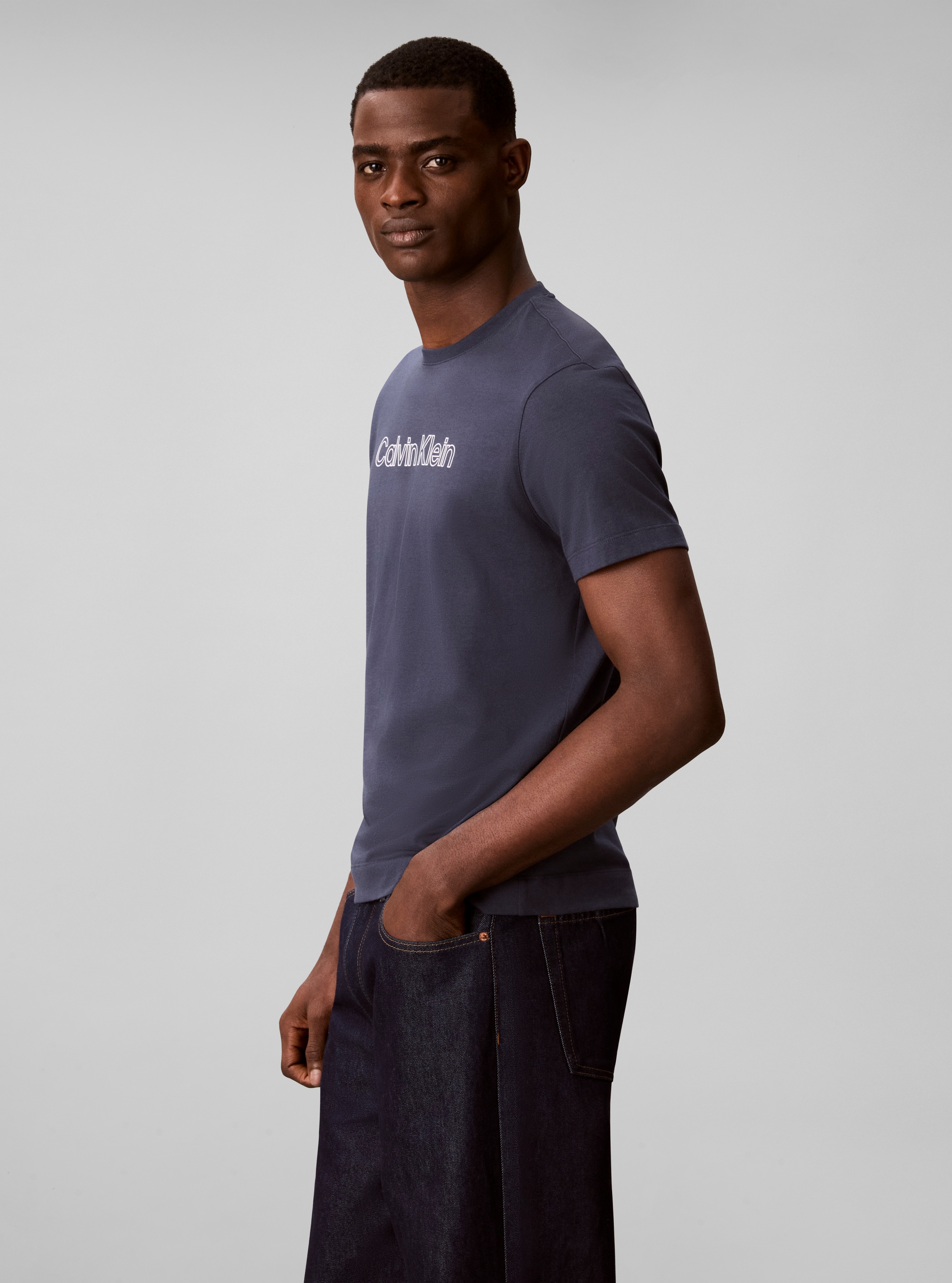 Calvin Klein T-Shirt »LOGO GRAPHIC« Regular fit mit Rundhalsausschnitt