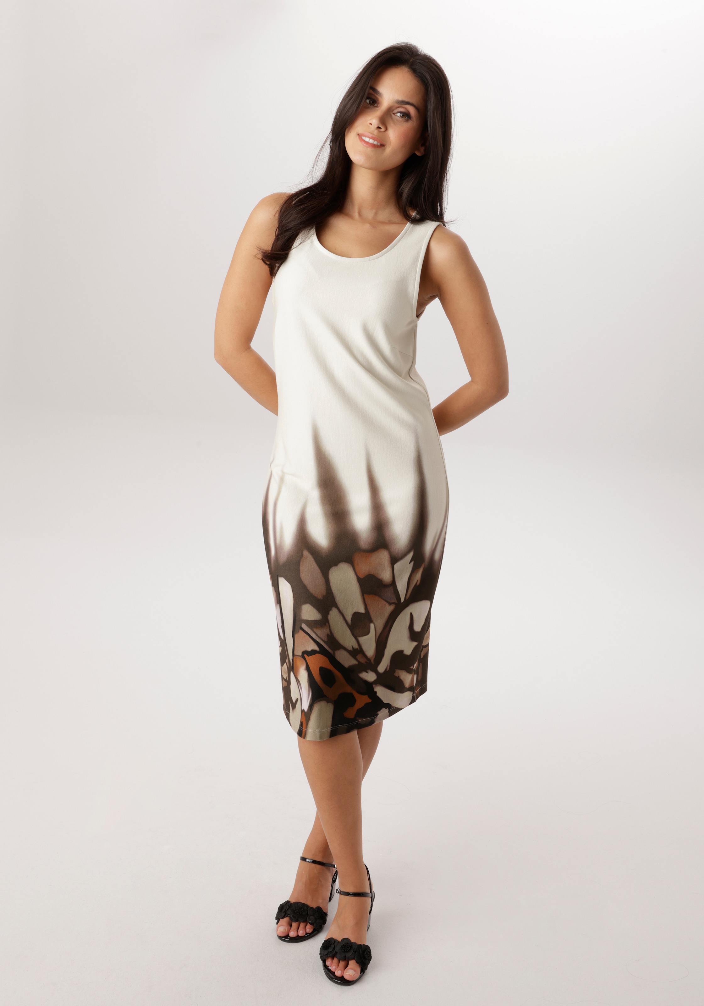 Aniston SELECTED Sommerkleid mit besonderen Farb- und Mustereffekt - NEUE KOLLEKTION