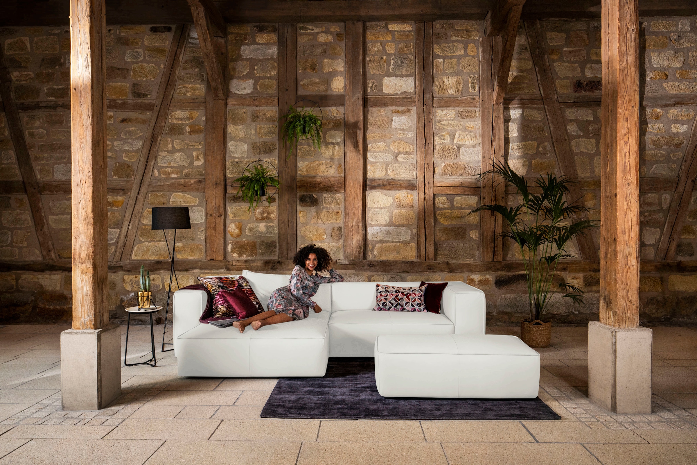 Ecksofa »around-the-block«, (Spar-Set), inklusive Hocker, mit eleganter Biese, mit...