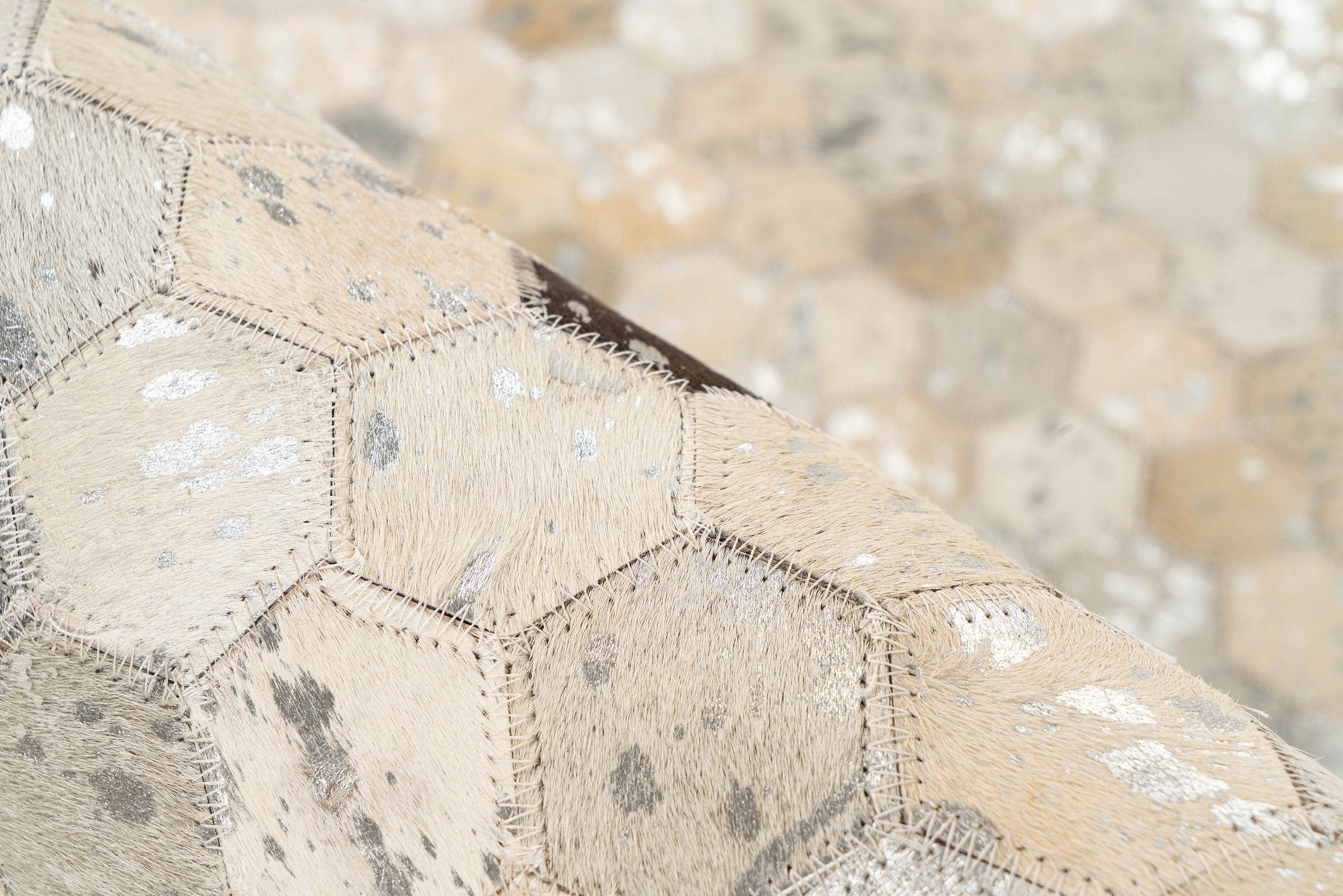 Padiro Teppich »Lavin 1025« rechteckig 8 mm Höhe Handgenähtes und hochwertig verarbeitetes Unikat