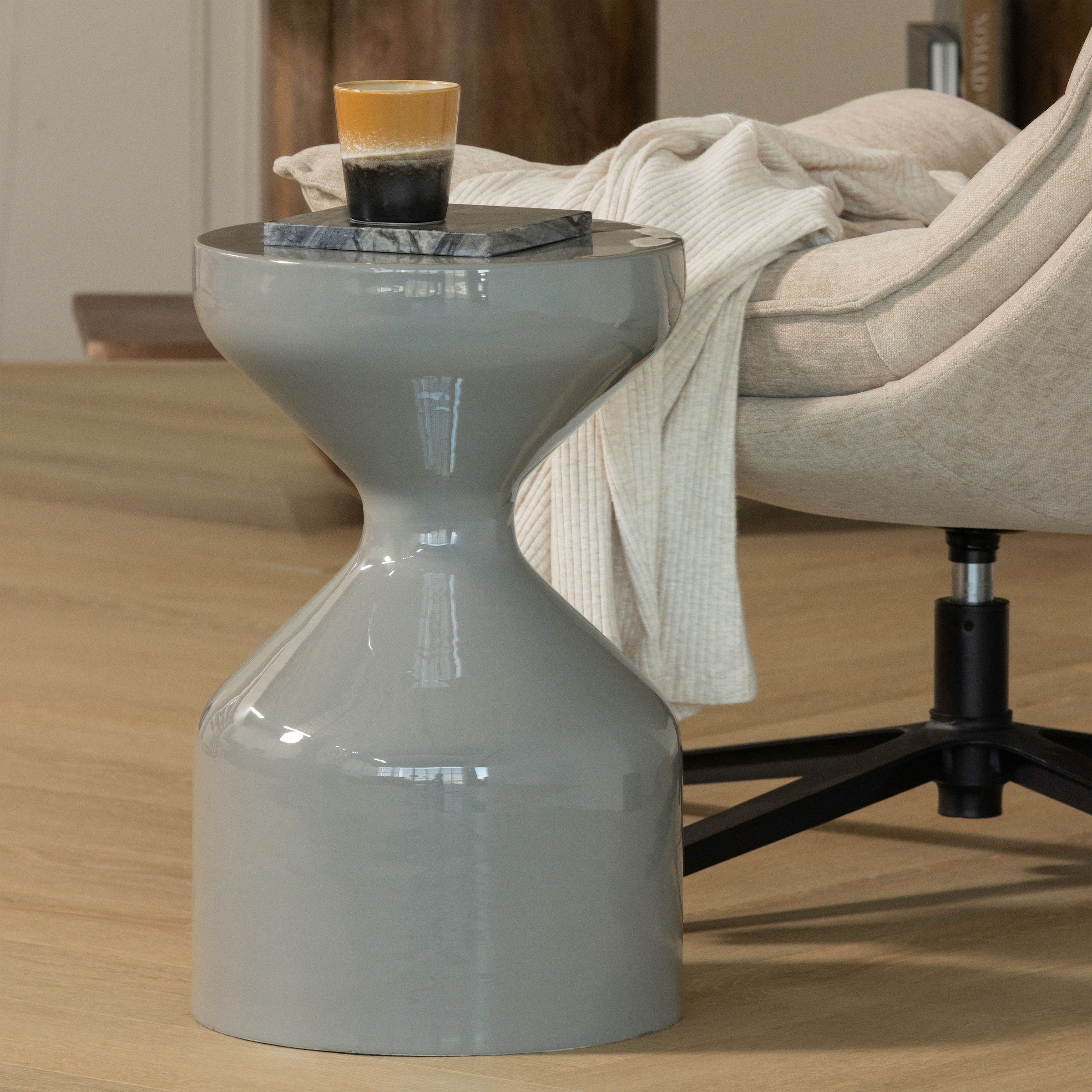 WOOOD Drehsessel »Kube mit Drehmechanismus inkl. Hocker B 74 x T 89 x H 100 cm« Hohe Verschleißfestigkeit, Newt-Chenillebezug, Tragkraft 120 kg