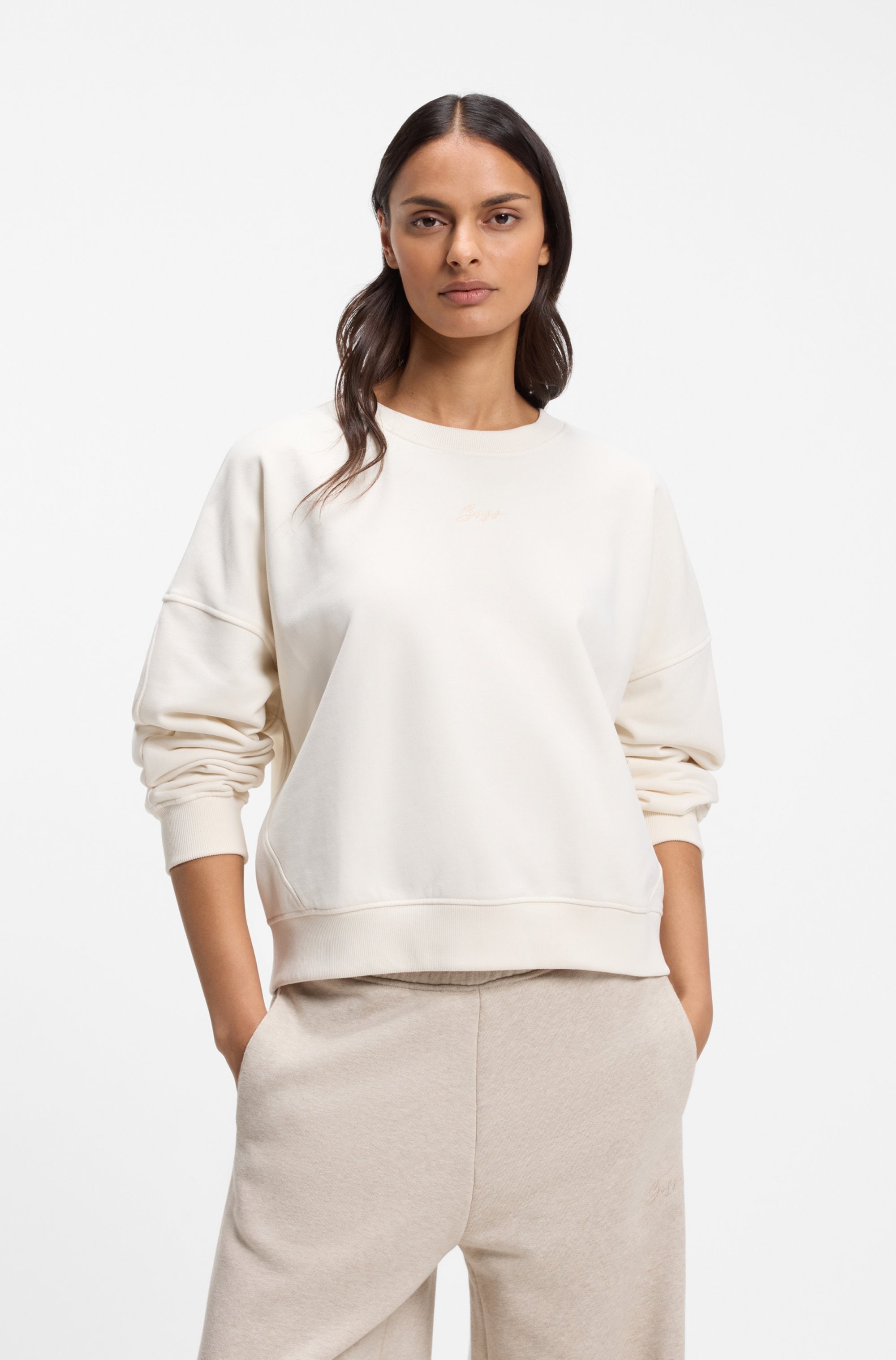 BOSS ORANGE Sweater »Ever Premium Damenmode«, mit Logostickerei, aus Baumwolle
