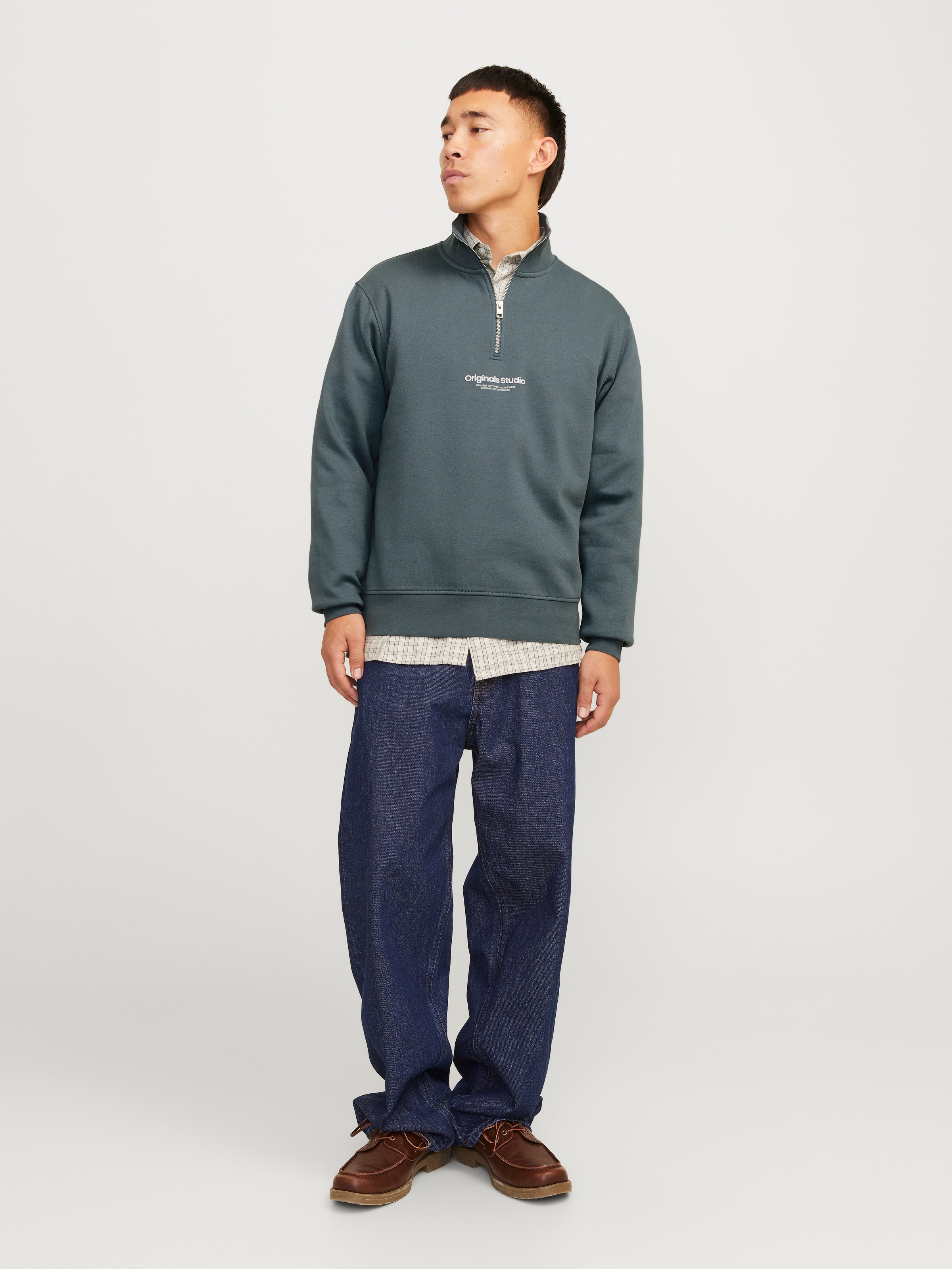 Jack & Jones Sweatshirt »JORVESTERBRO SWEAT QUARTER ZIP HN NOOS«, im Troyer-Look