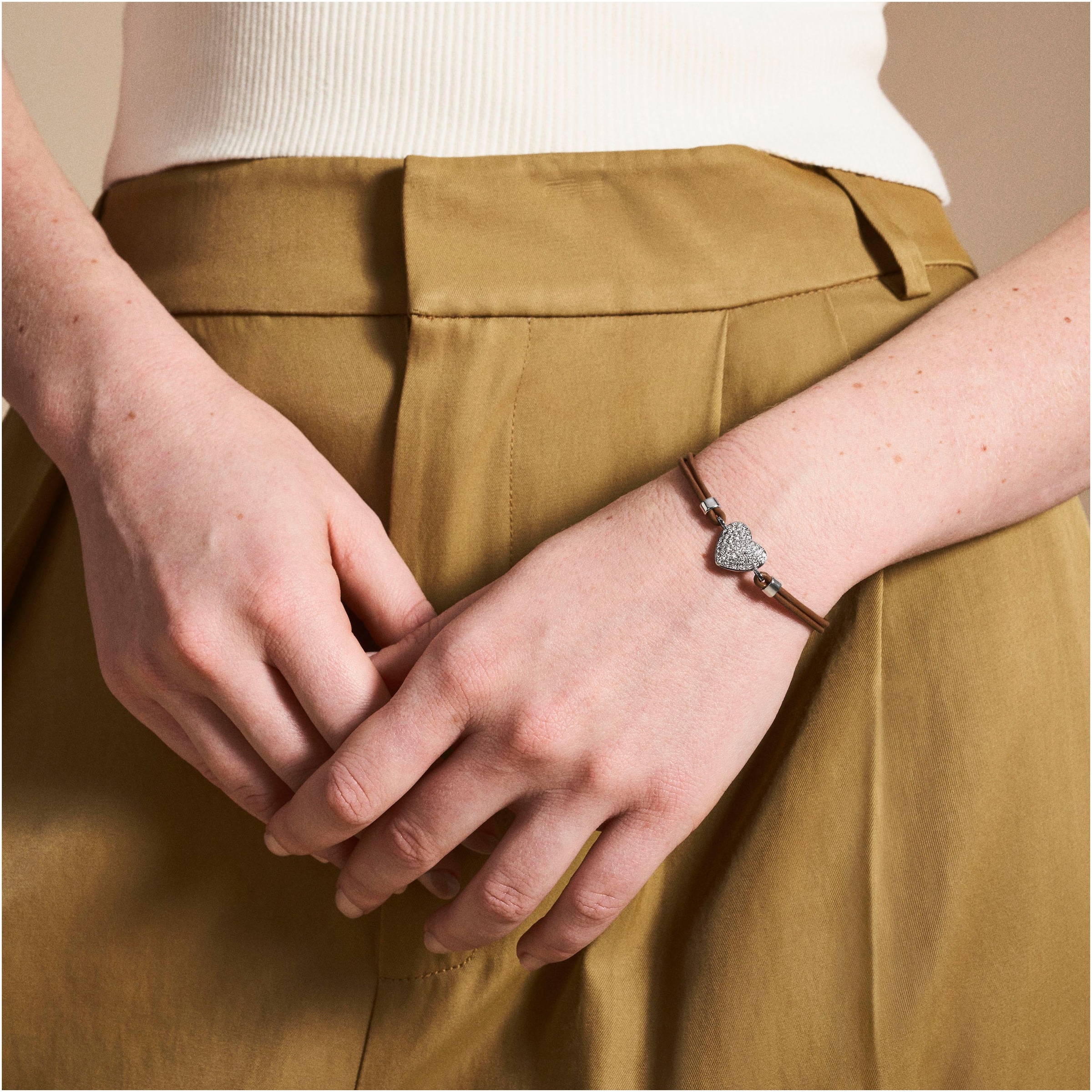 Fossil Armband »Schmuck Geschenk Edelstahl Leder Armschmuck SADIE Herz«