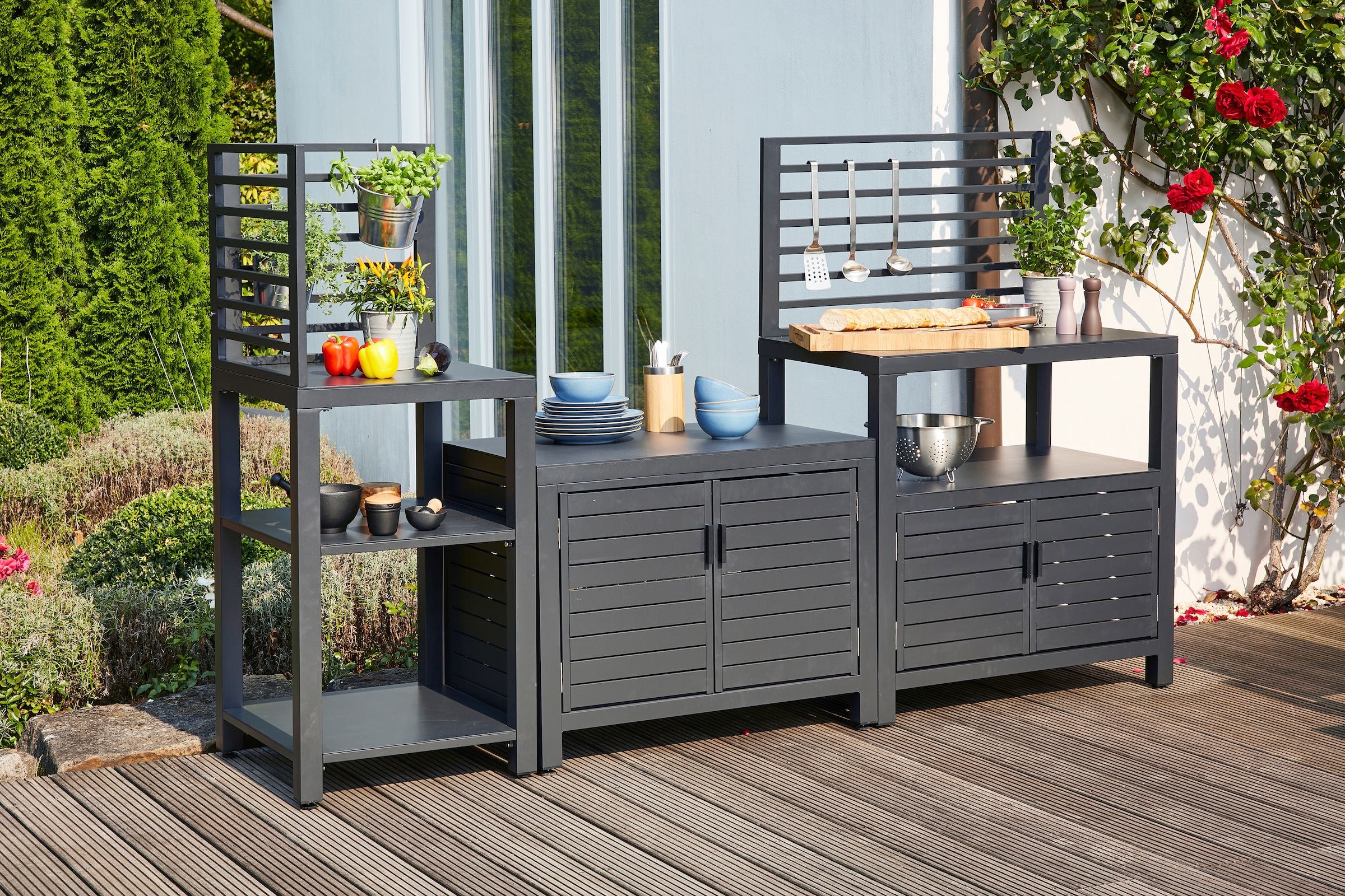 Siena Garden Outdoor-Küche »Texas«, (Set, 3 tlg., 1x Mittelteil niedrig, 1x Mittelteil mit Türen, 1x Mittelteil offen), Gestell und Arbeitsflächen aus pulverbeschichtetem Aluminium