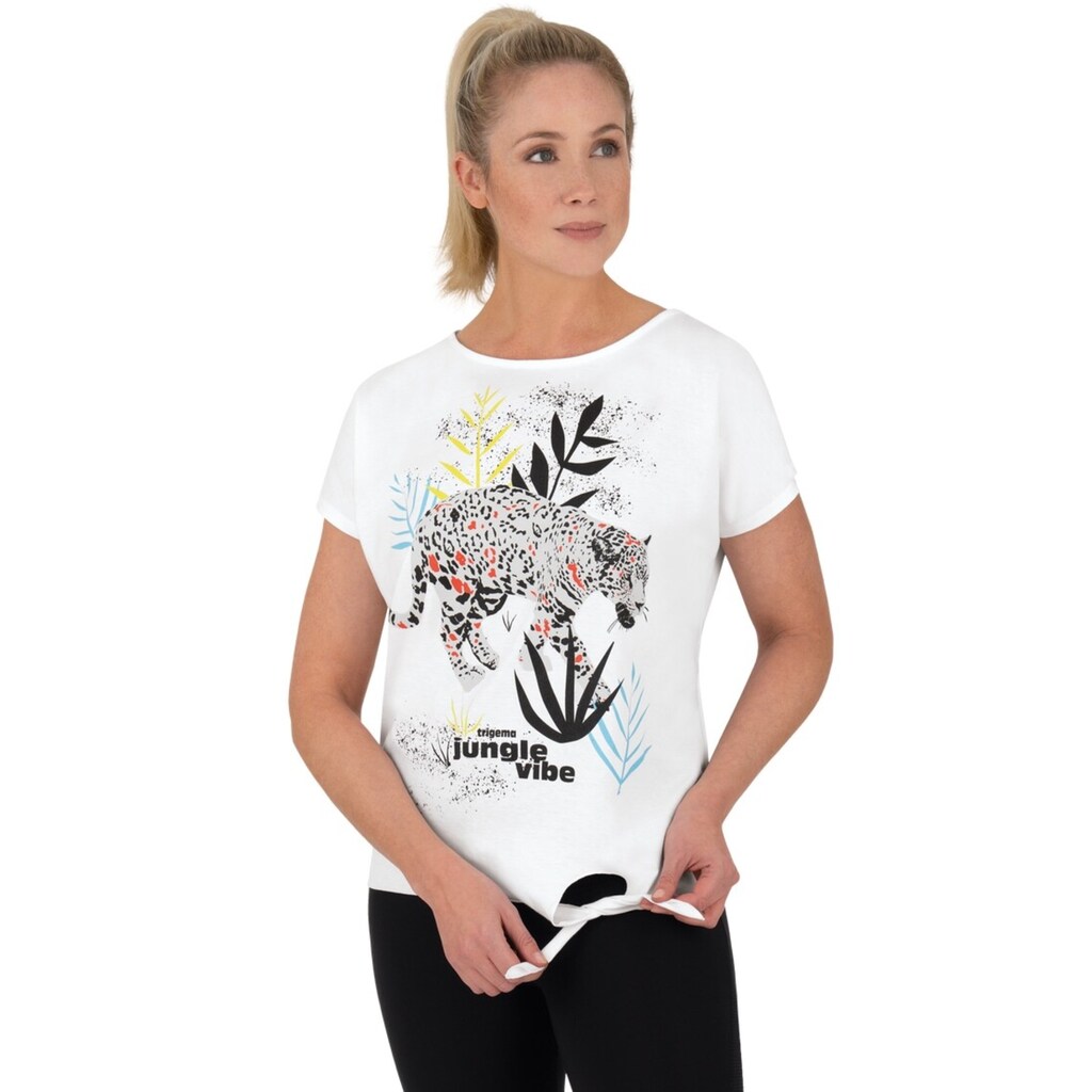 Trigema T-Shirt »TRIGEMA T-Shirt mit exotischem Druckmotiv«, (1 tlg.)