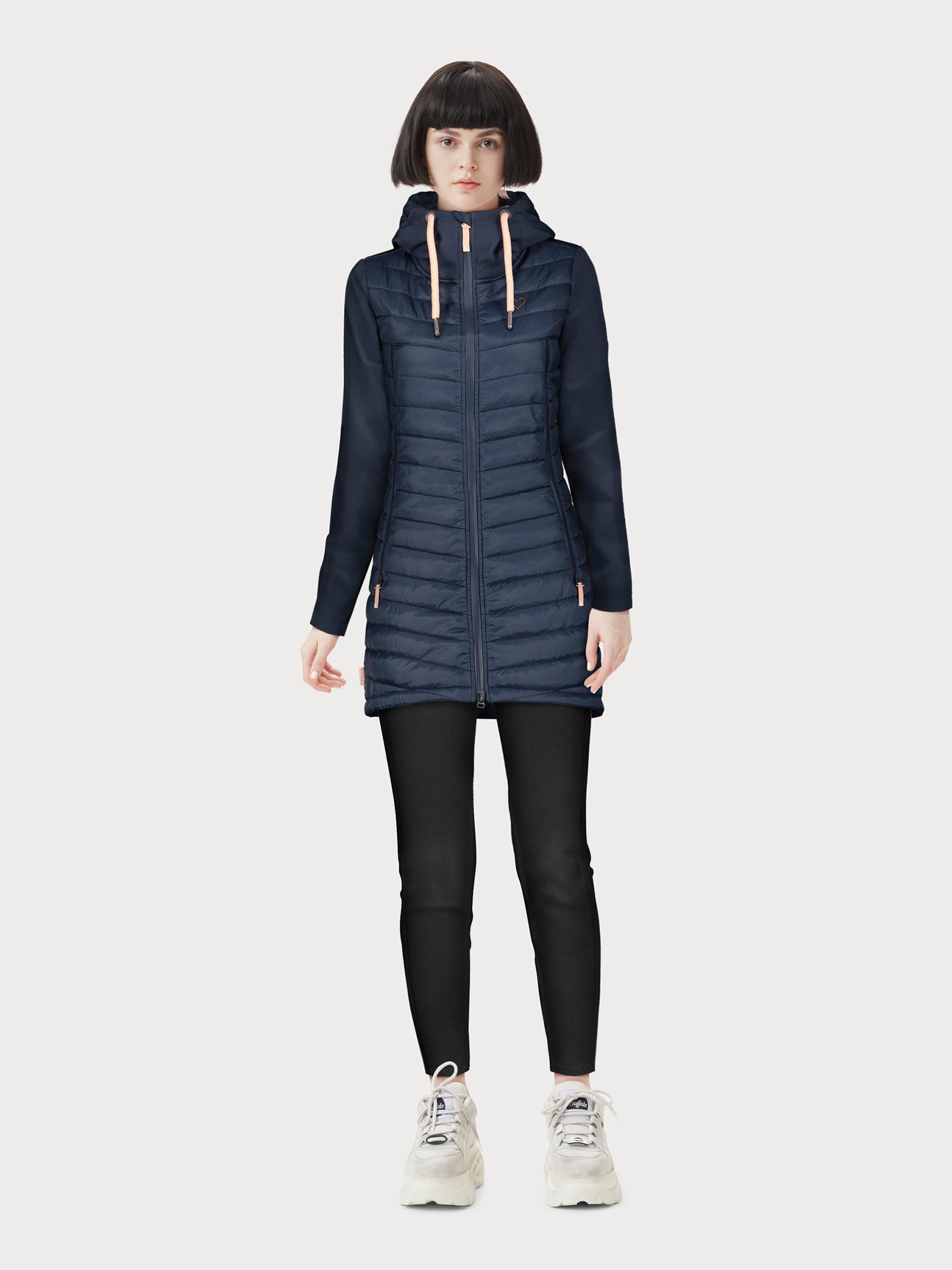 Tommy Jeans Skinny-fit-Jeans »Nora Mid Rise Skinny Fit«, mit Tommy Jeans Logo-Badge & Stickereien