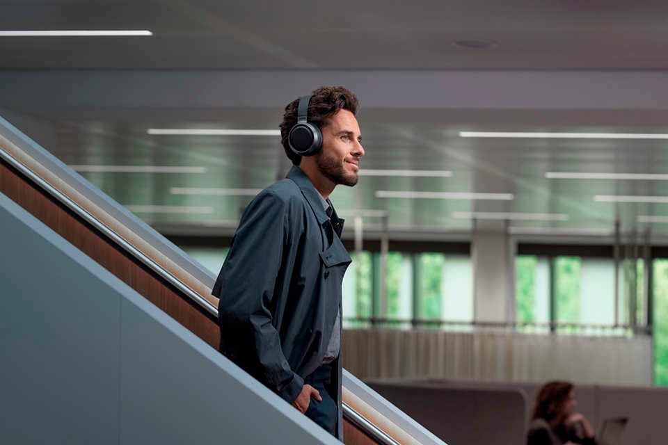 Philips Over-Ear-Kopfhörer »Fidelio L3«, A2DP Bluetooth-AVRCP Bluetooth-HFP- HSP, Active Noise Cancelling (ANC)-integrierte Steuerung für Anrufe und  Musik-Freisprechfunktion-Sprachsteuerung kaufen | UNIVERSAL | Over-Ear-Kopfhörer
