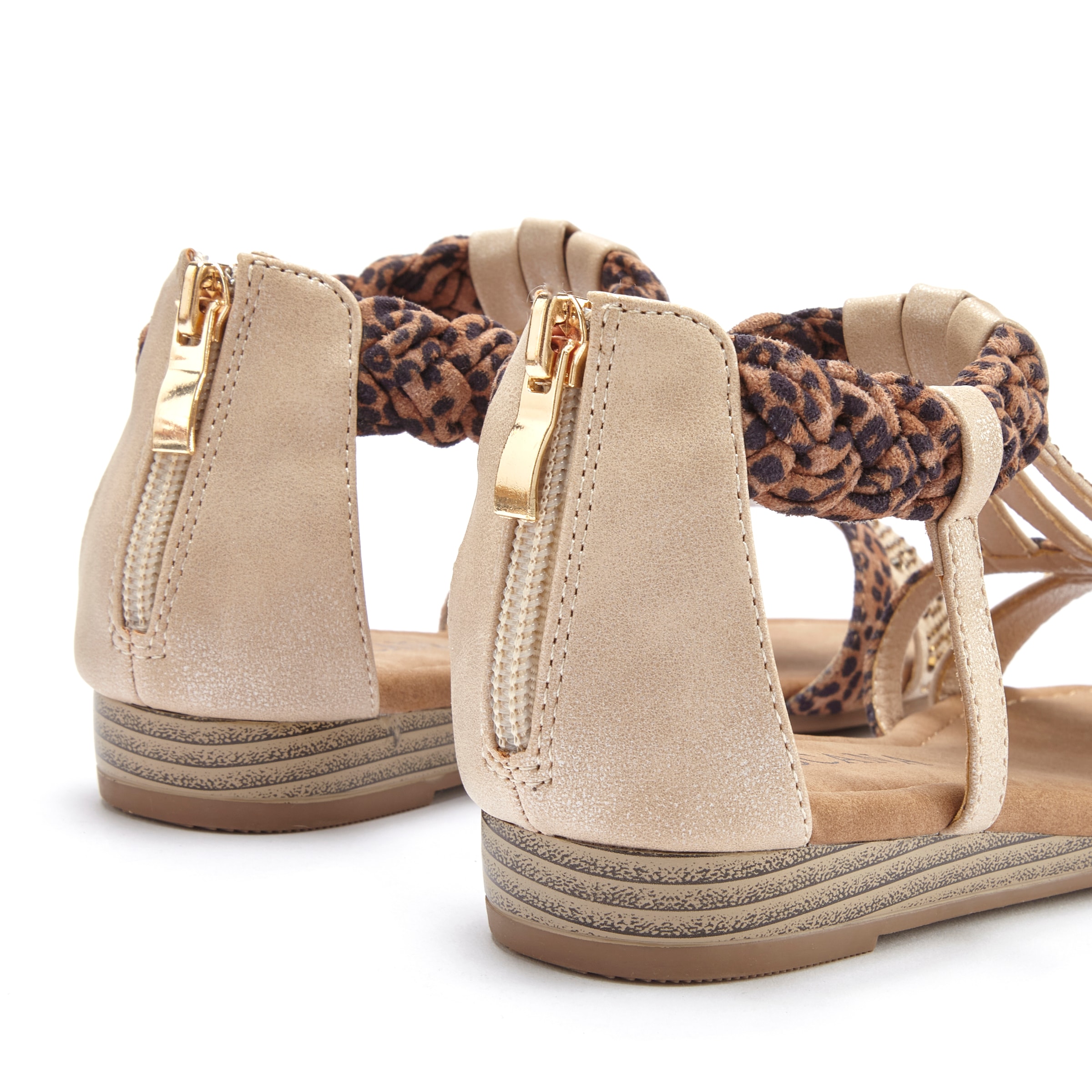 LASCANA Sandale »Sommerschuh«, Sandalette, Sommerschuh mit Verzierung und kleinem Keilabsatz VEGAN
