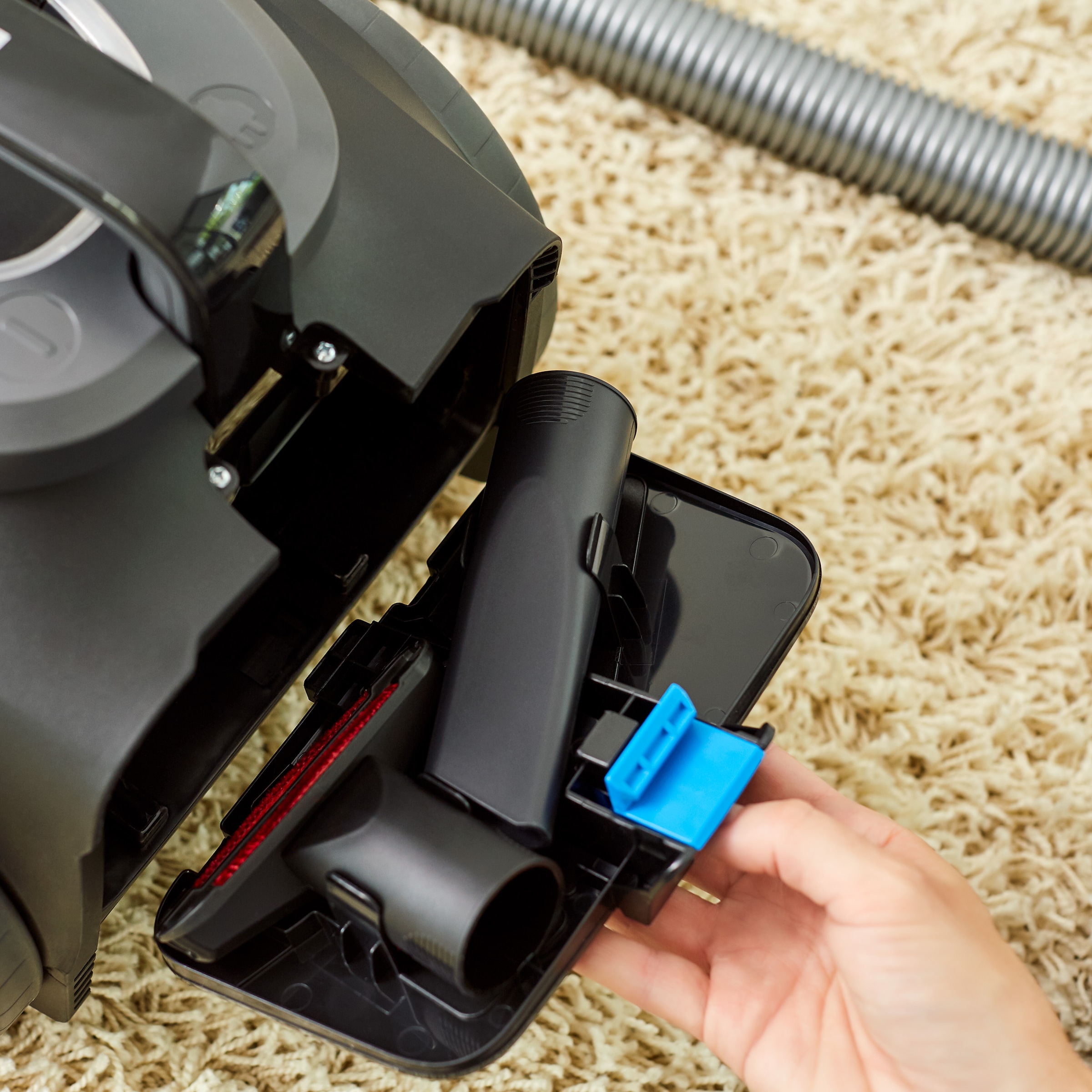 Philips Bodenstaubsauger »FC9745/09 Power Pro Expert« 900 W beutellos Allergiefilter, mit 2 l Fassungsvermögen und TriActive+-Düse