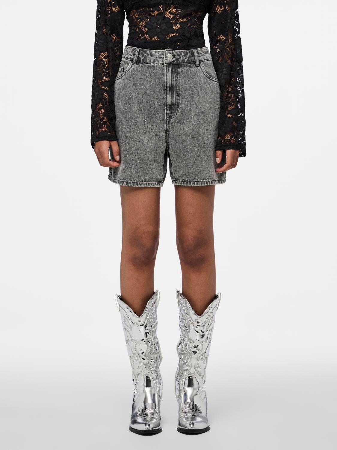pieces Jeansshorts »PCABBI MW SHORTS NOOS«