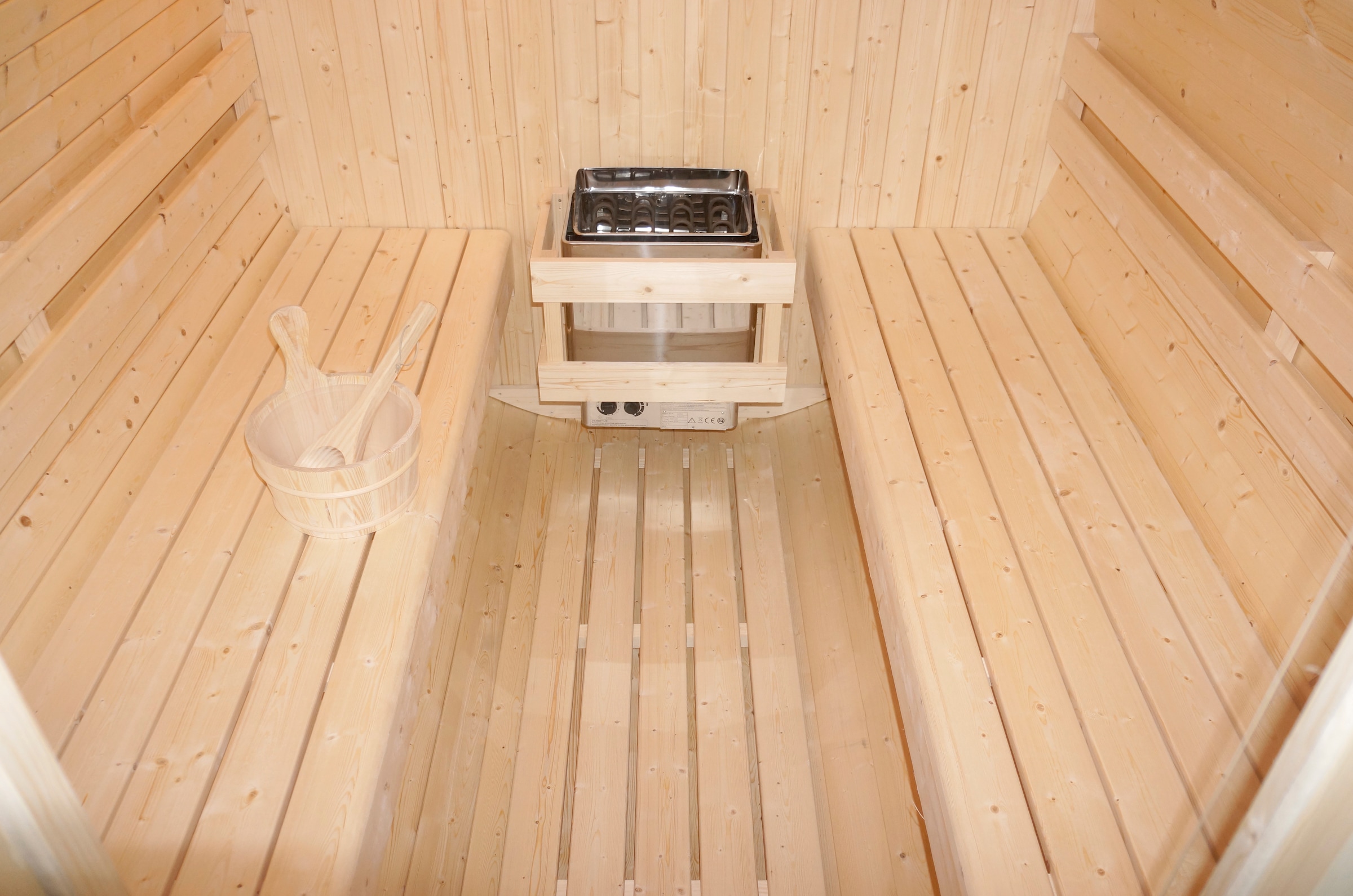 Sanotechnik Fasssauna »»TROMSÖ XL«« geeignet für 6 Personen, Fichetnholz