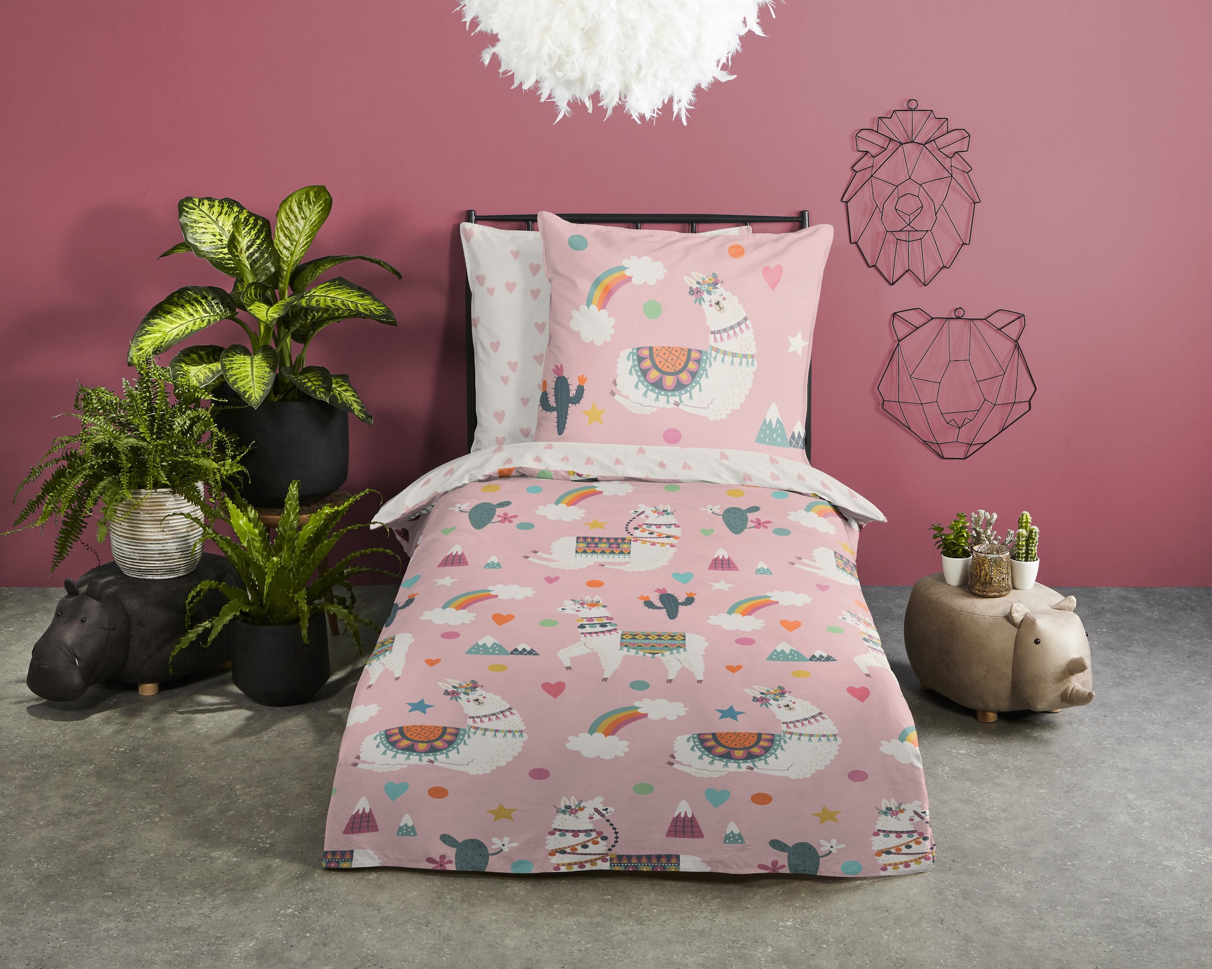 PURE luxury collection Kinderbettwäsche »Paca«, Mikrofaser, 135x200, Pflegeleicht, Mädchen, Lama, Alpaka, Regenbogen