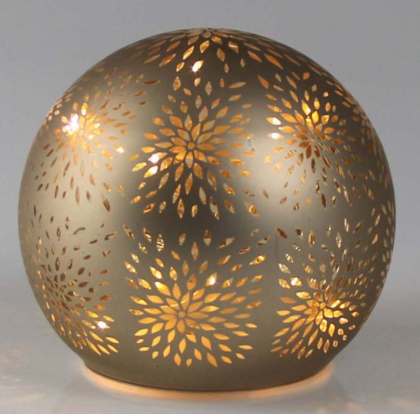 AM Design LED Kugelleuchte, Weihnachtsdeko, mit abgebildeten Blüten