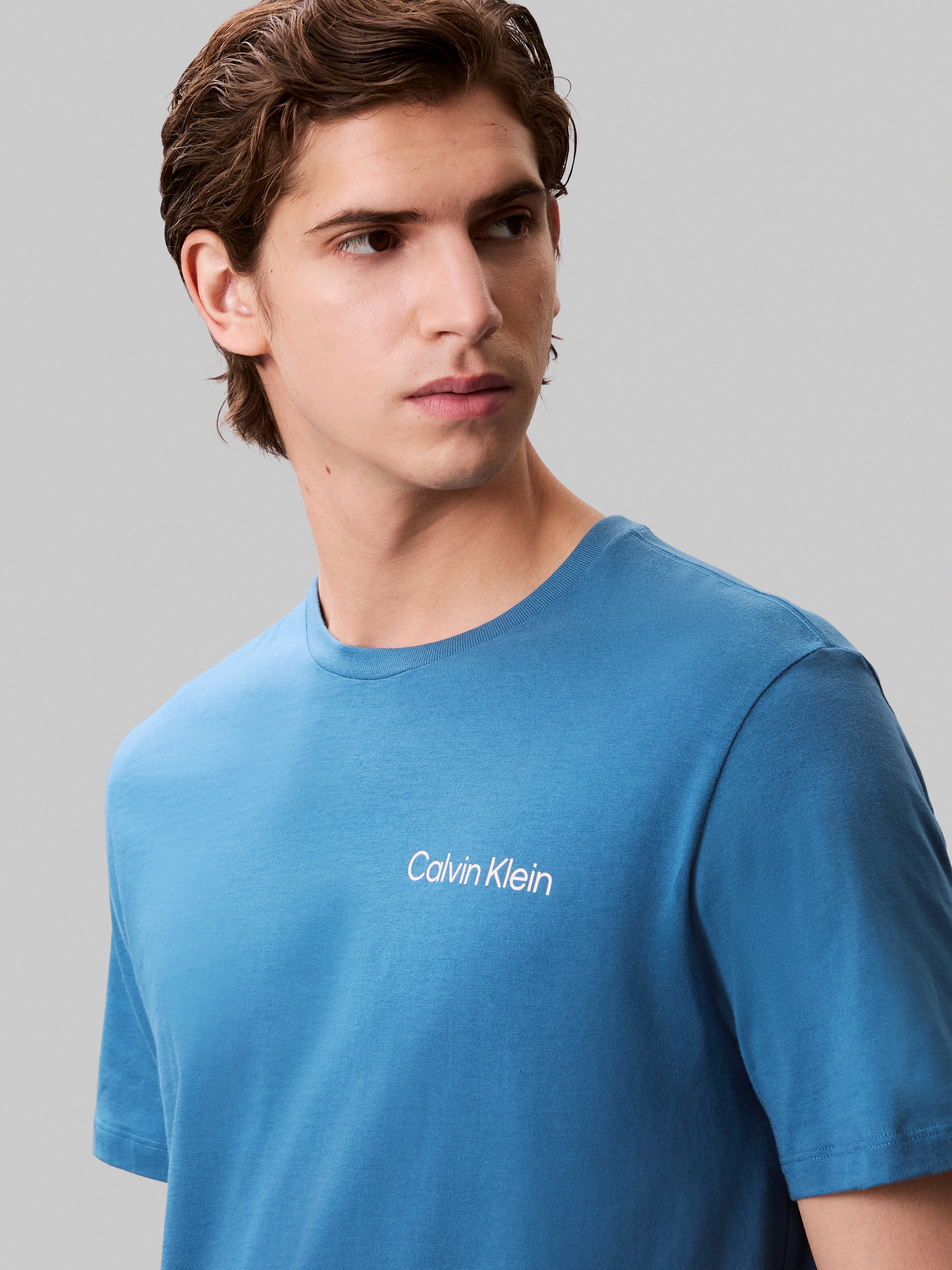 Calvin Klein Jeans T-Shirt »SS 30s E WRD STRTCH«, mit großem Logodruck auf dem Rücken
