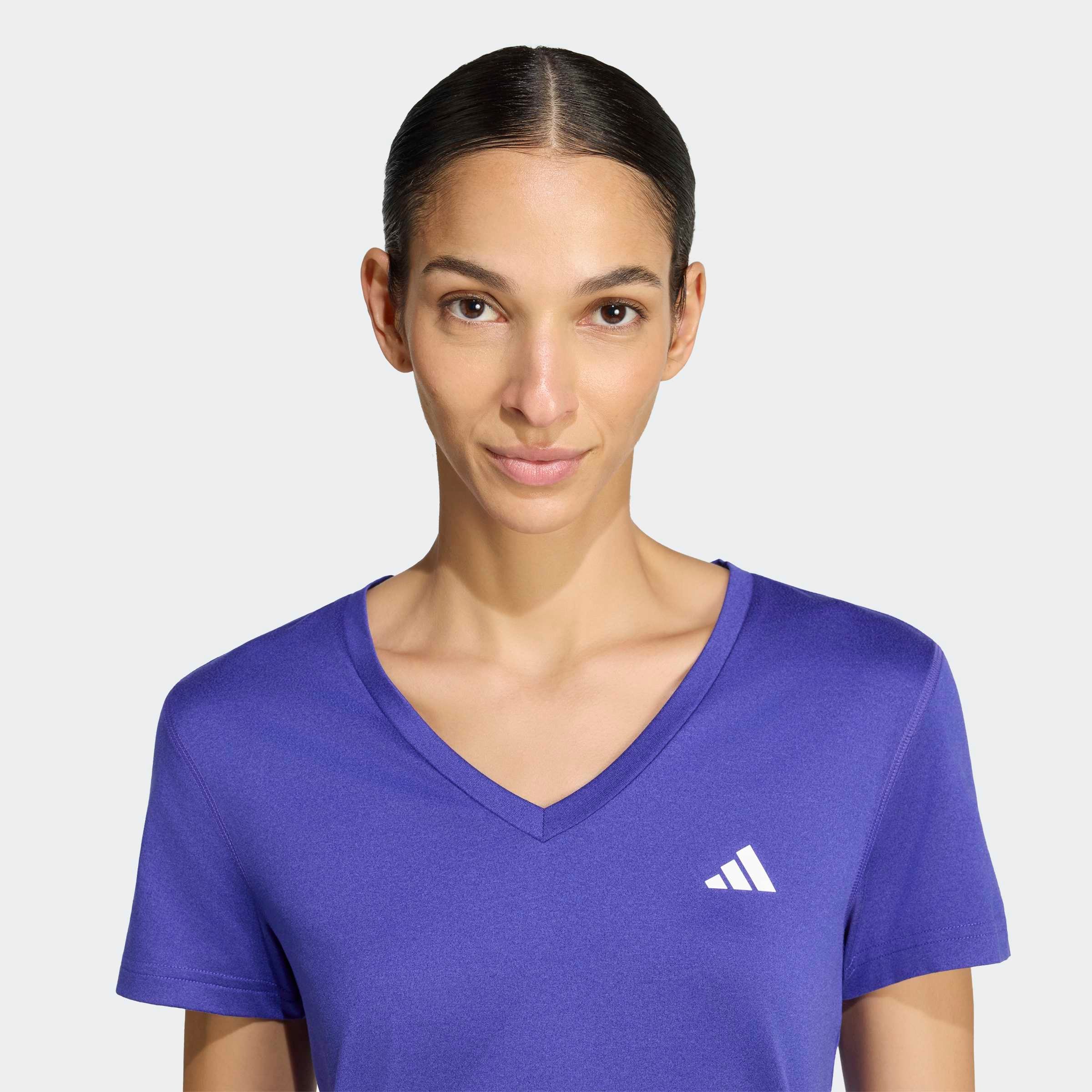 adidas Performance T-Shirt »ADIDAS WORKOUT ESSENTIALS MIT V-AUSSCHNITT« mit V-Ausschnitt, ohne Verschluss
