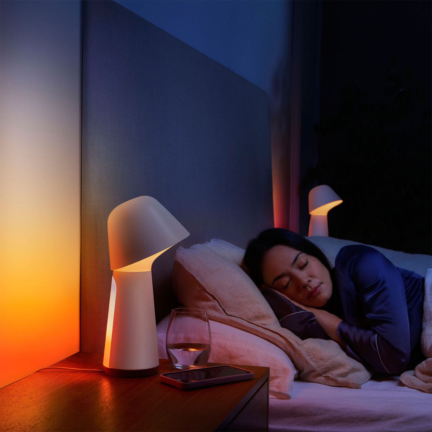 Philips Hue Nachttischlampe »White & Color Ambiance Twilight«