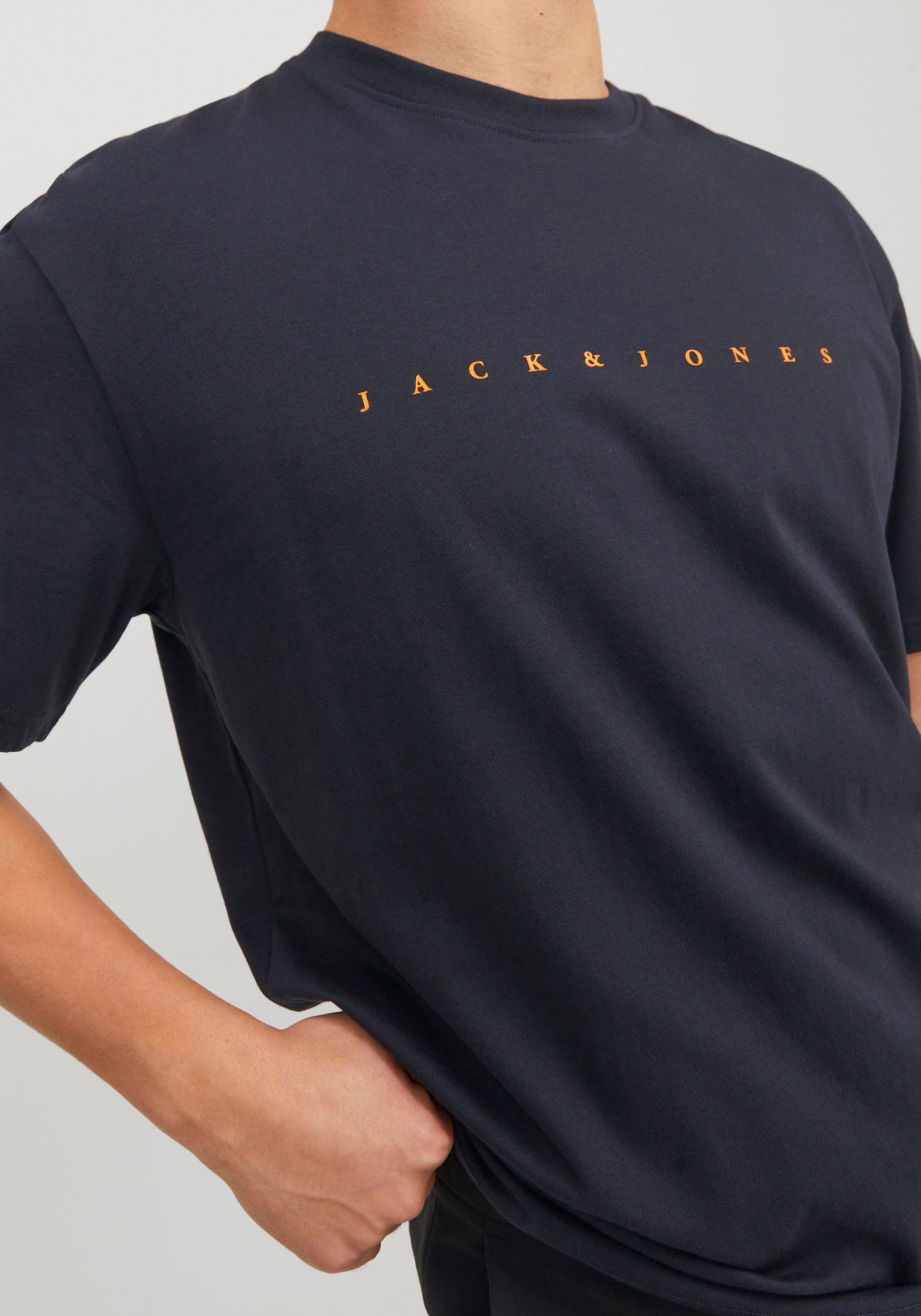 Jack & Jones Rundhalsshirt »JJESTAR JJ TEE SS NOOS«, mit Logo Schriftzug