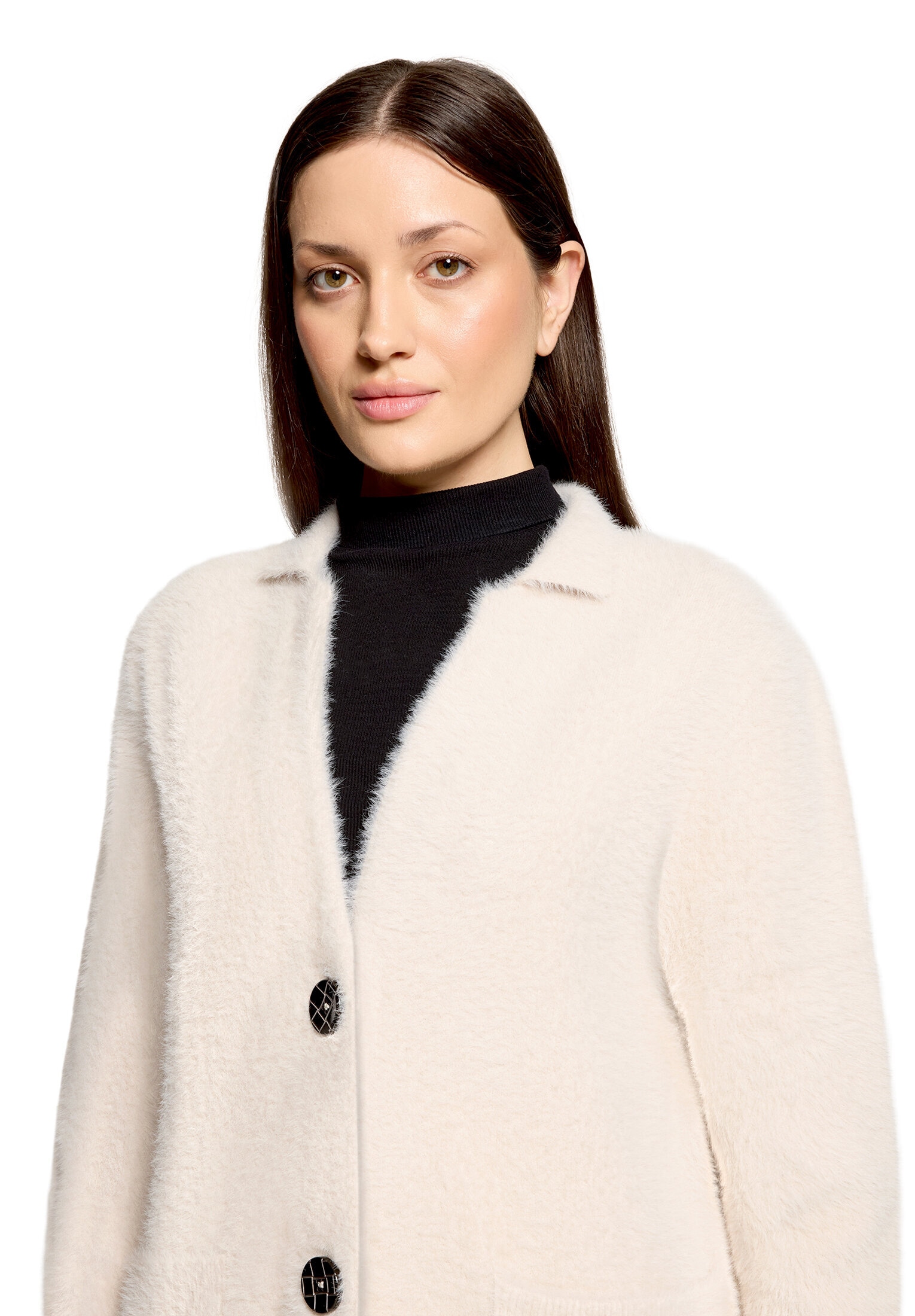 Amber & June Strickjacke »Winter-Strickjacke mit aufgesetzten Taschen«