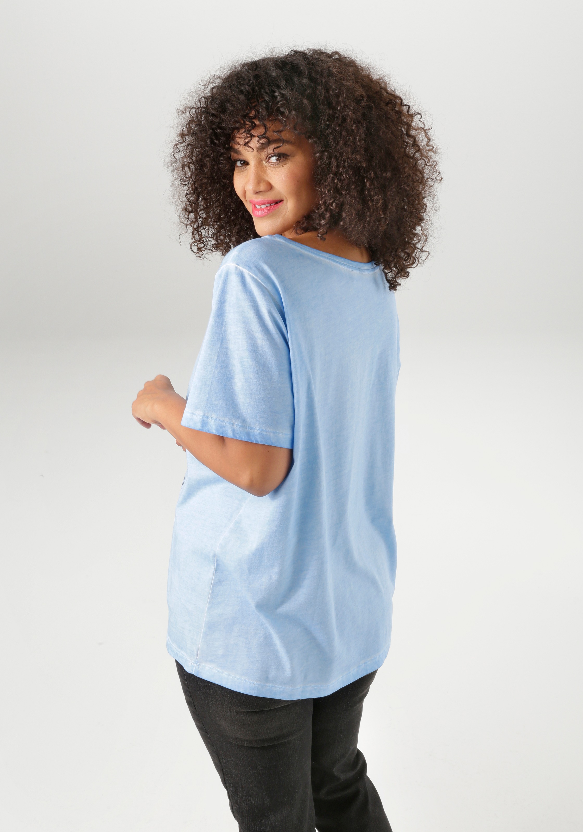 Aniston PLUS T-Shirt, mit edlem Druckmotiv - NEUE KOLLEKTION