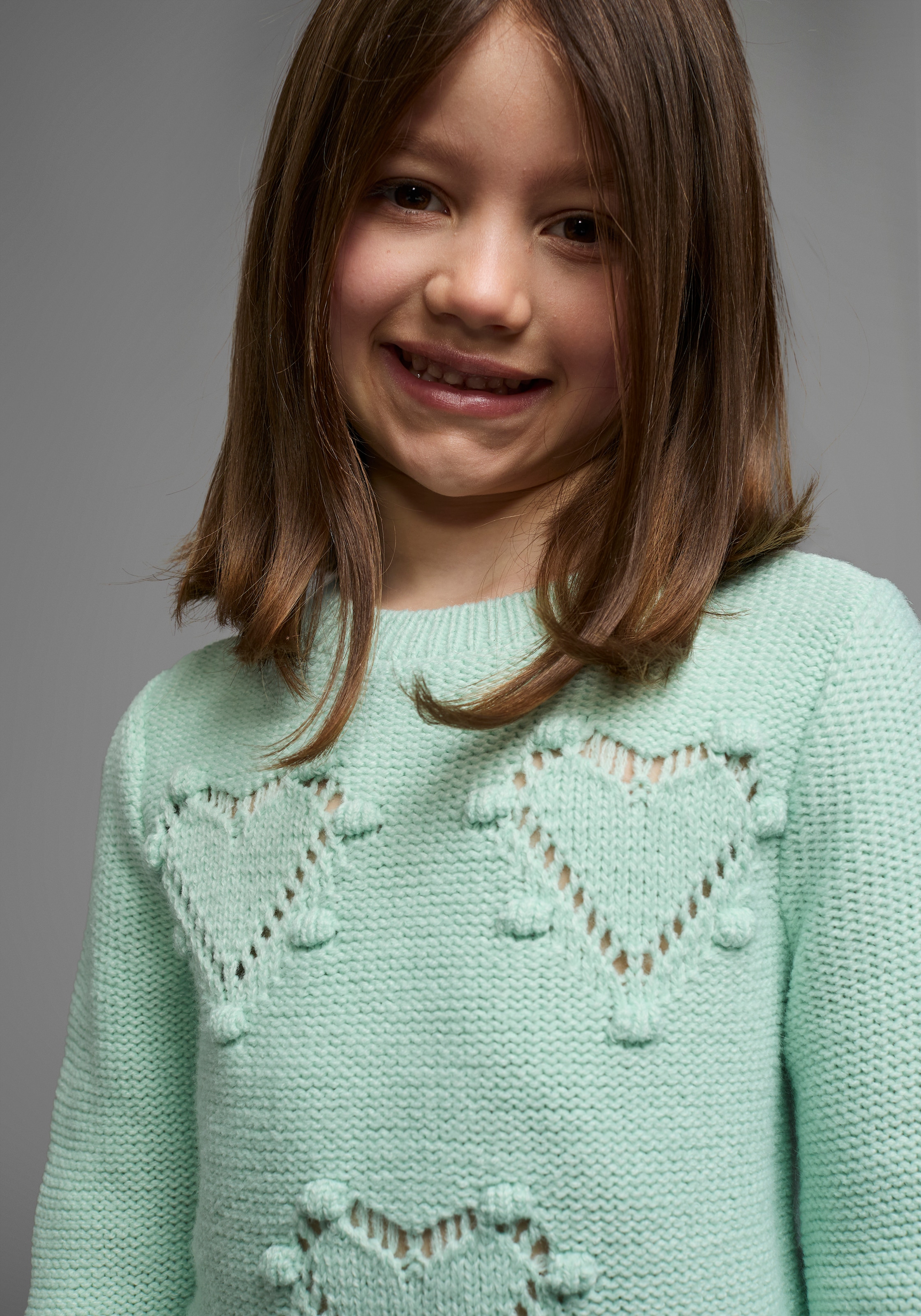 KIDSWORLD Strickpullover »für kleine Mädchen«, gestricktem Herzchenmuster