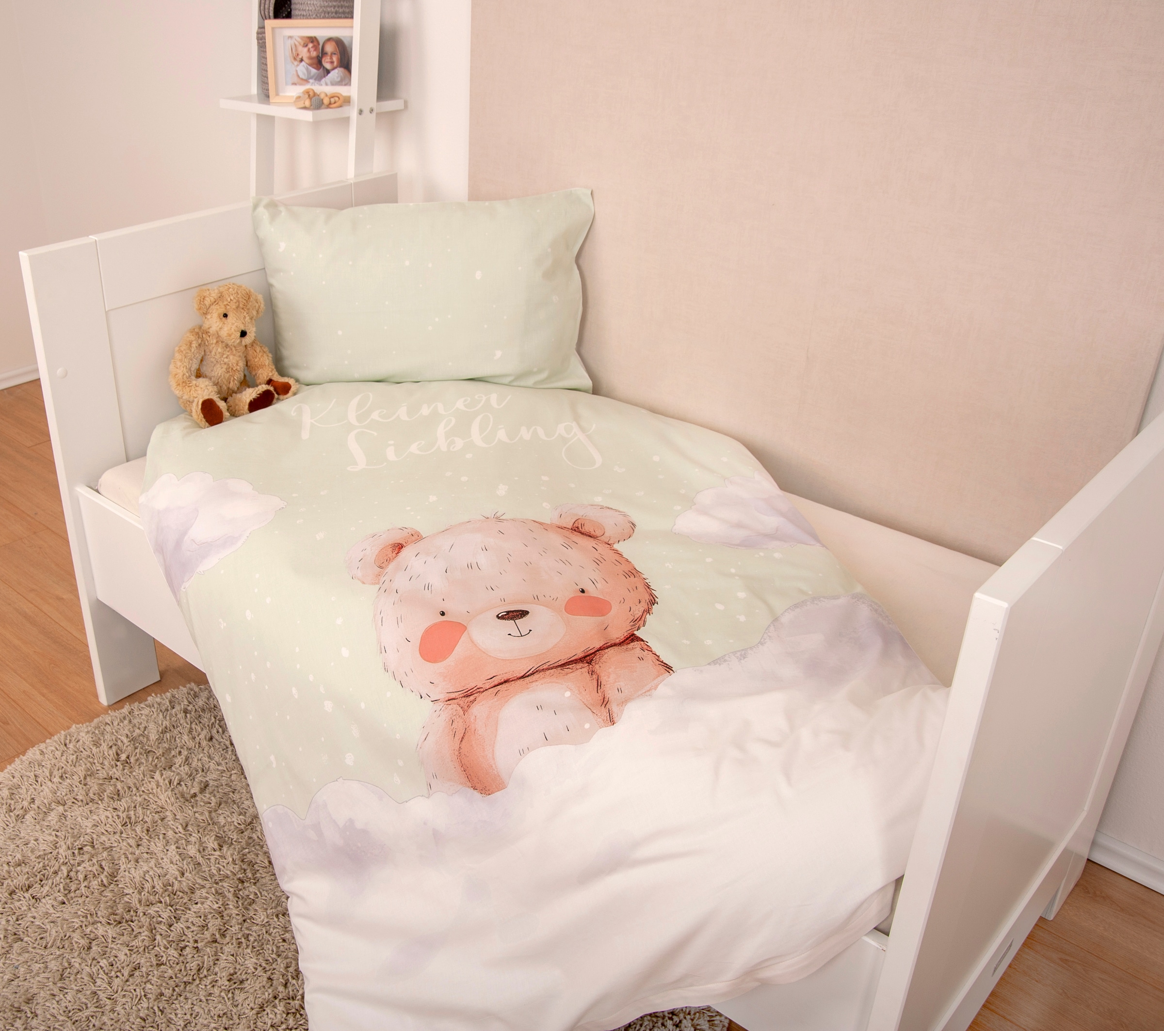 Lüttenhütt Kinderbettwäsche »Kleiner Liebling in Gr. 100x135 und 135x200 cm«, aus Baumwolle, mit niedlichem Bärenmotiv & Schriftzug, Babybettwäsche