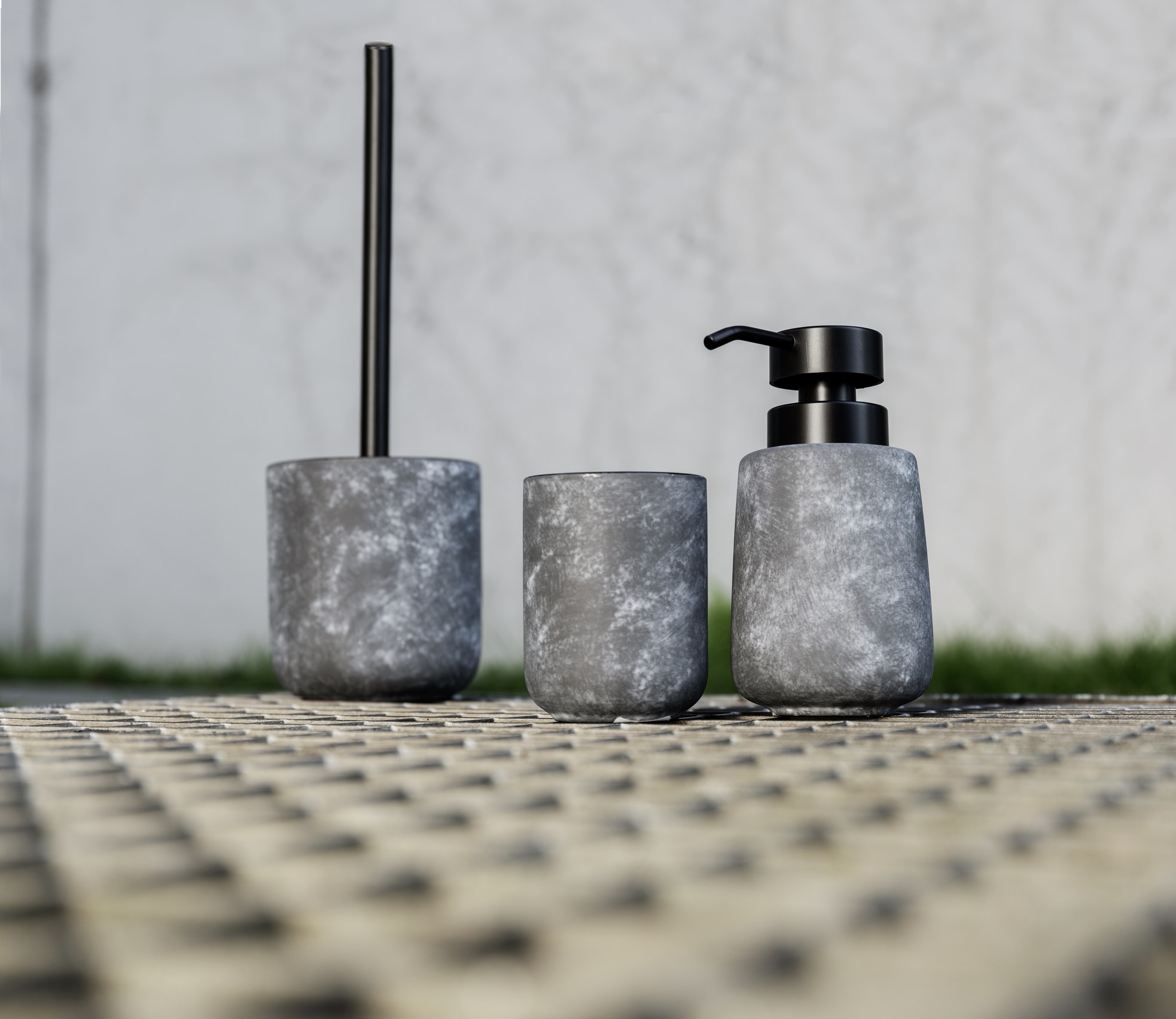 WENKO Seifenspender »Sacile« Dosierspender aus hochwertiger Keramik, moderne Beton-Optik, 400 ml