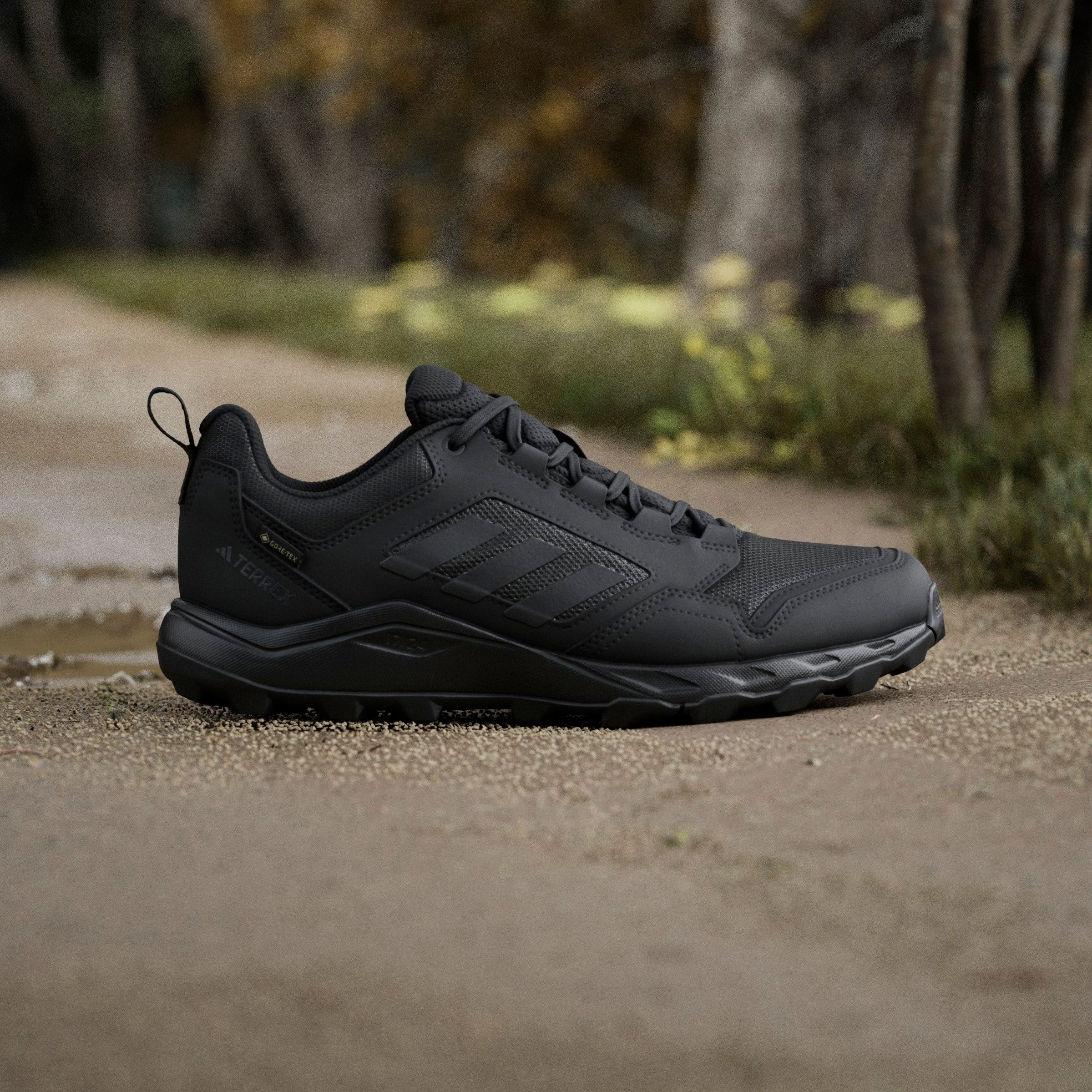adidas TERREX Trailrunningschuh »TRACEROCKER 2.0 GORE-TEX TRAILRUNNING«, wasserdichte Trailrunningschuhe