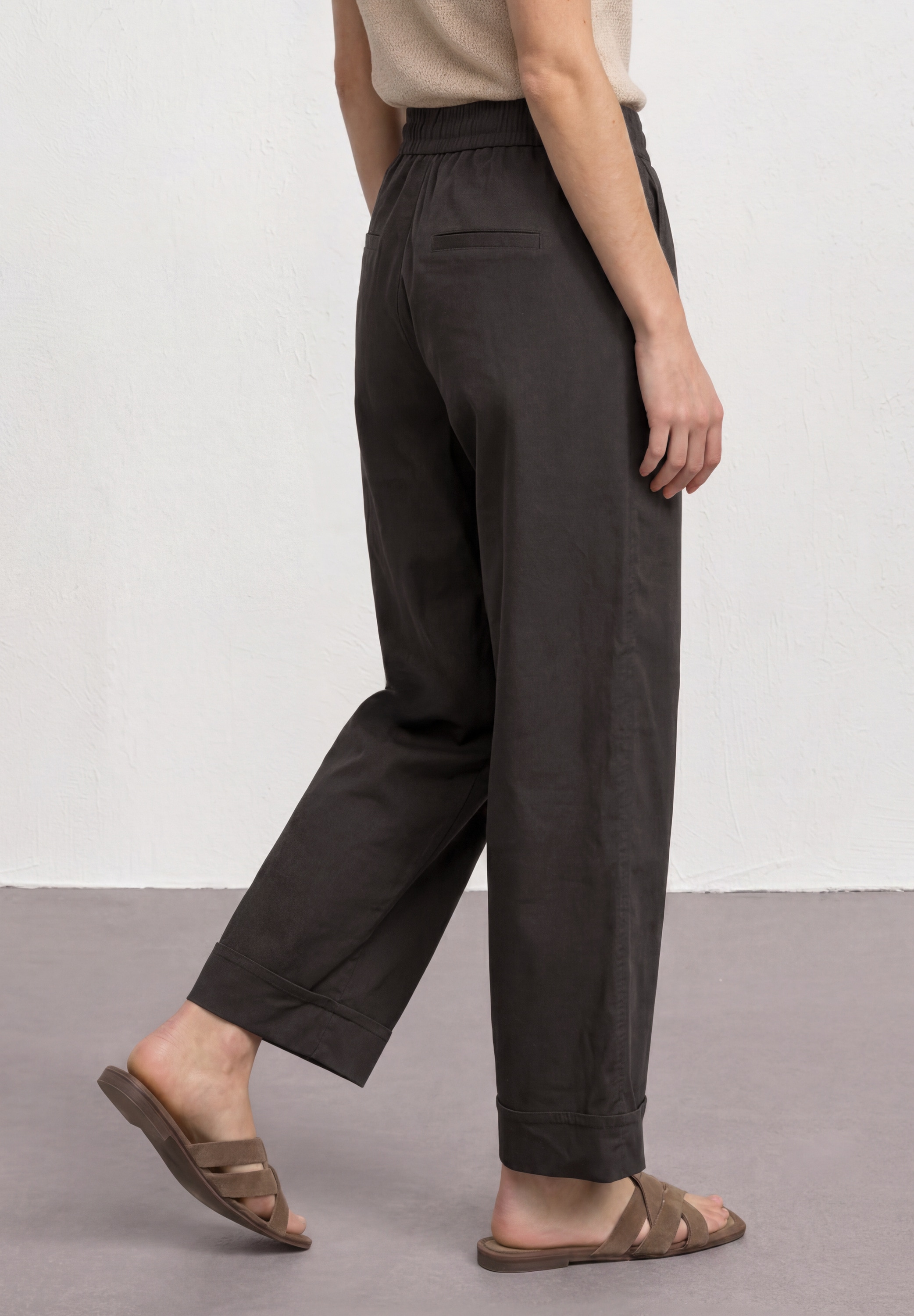 STREET ONE Stoffhose »Style Amalia«  Sommerhose mit elastischem Bund und Tunnelzug